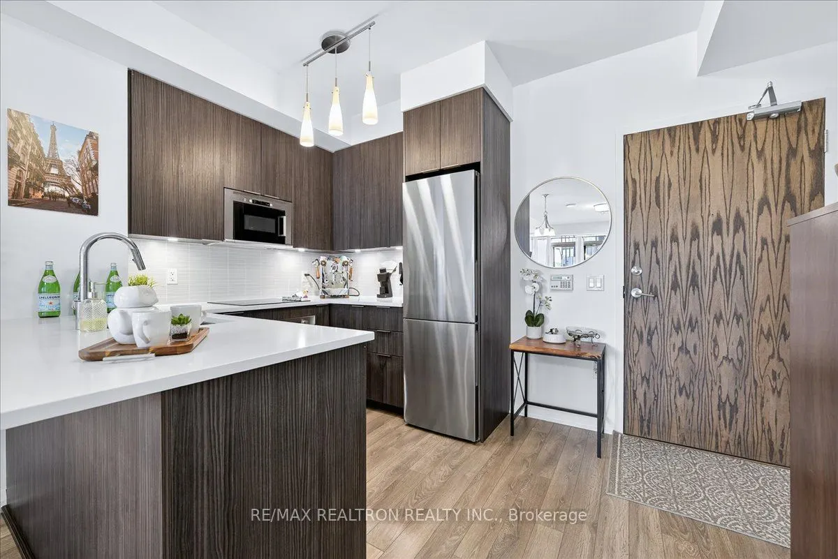 99 Eagle Rock Way, #204