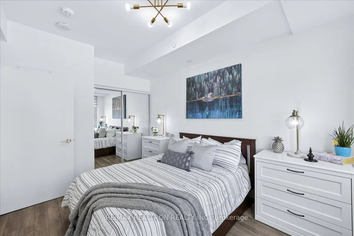 99 Eagle Rock Way, #204