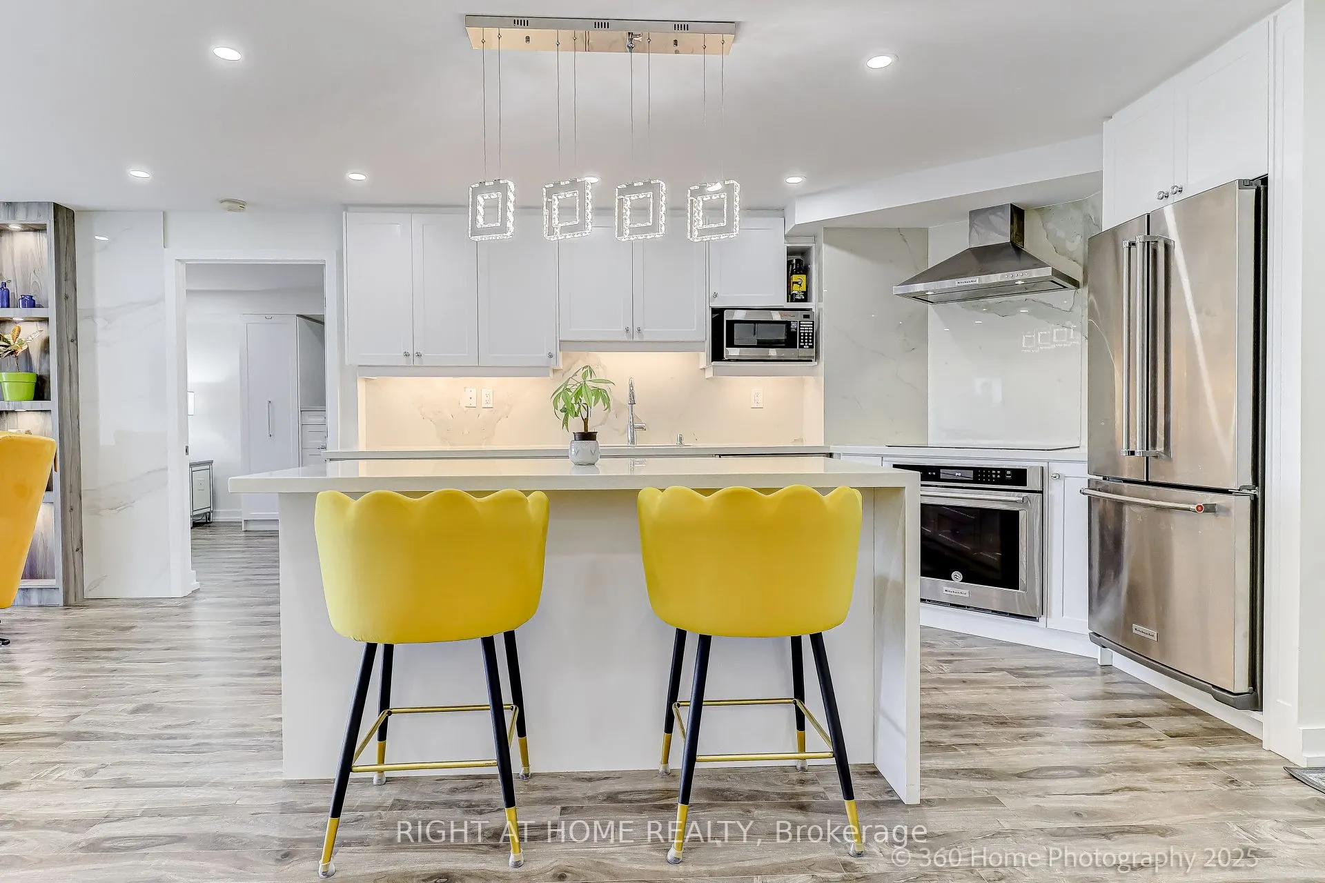 1 Clark Avenue W, #912