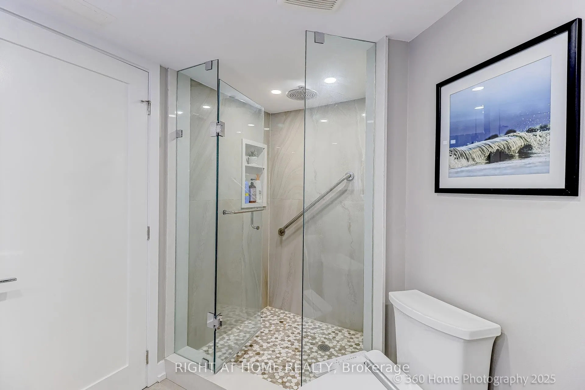 1 Clark Avenue W, #912
