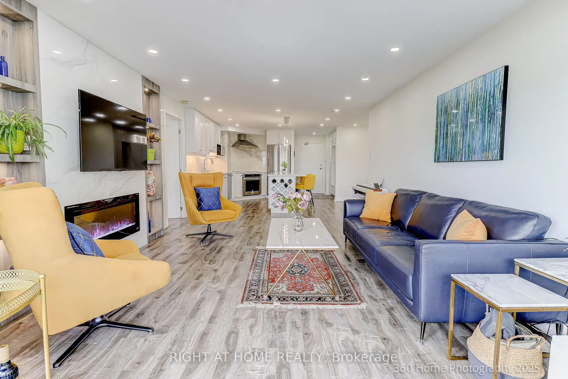 1 Clark Avenue W, #912