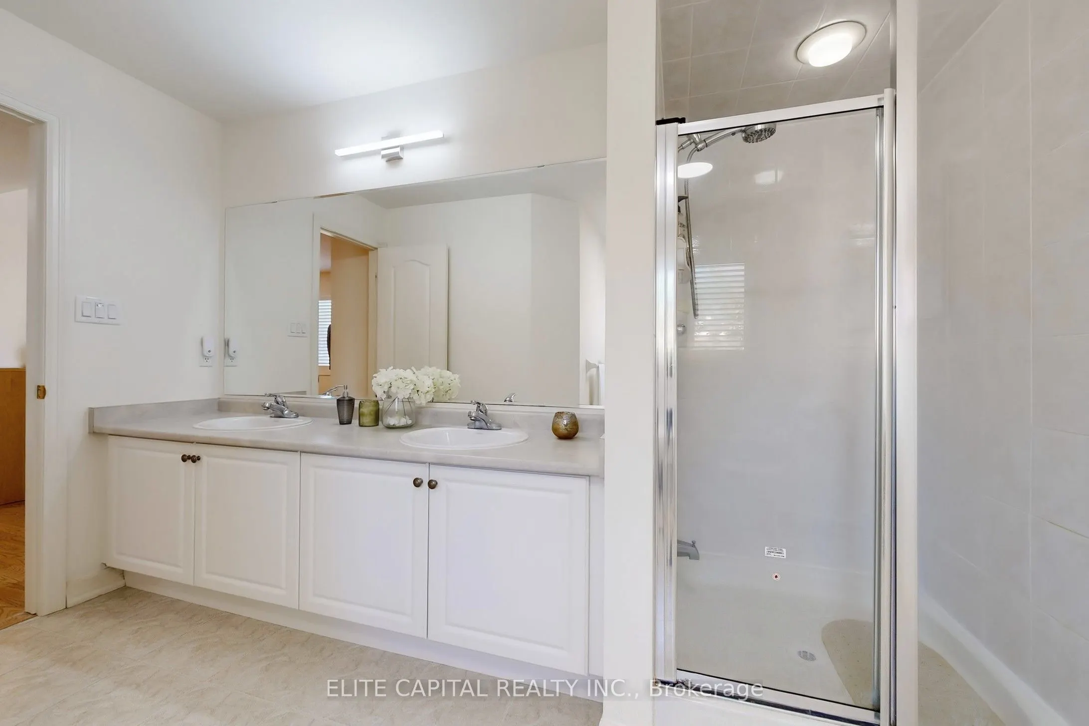 10 Ken Wagg Crescent