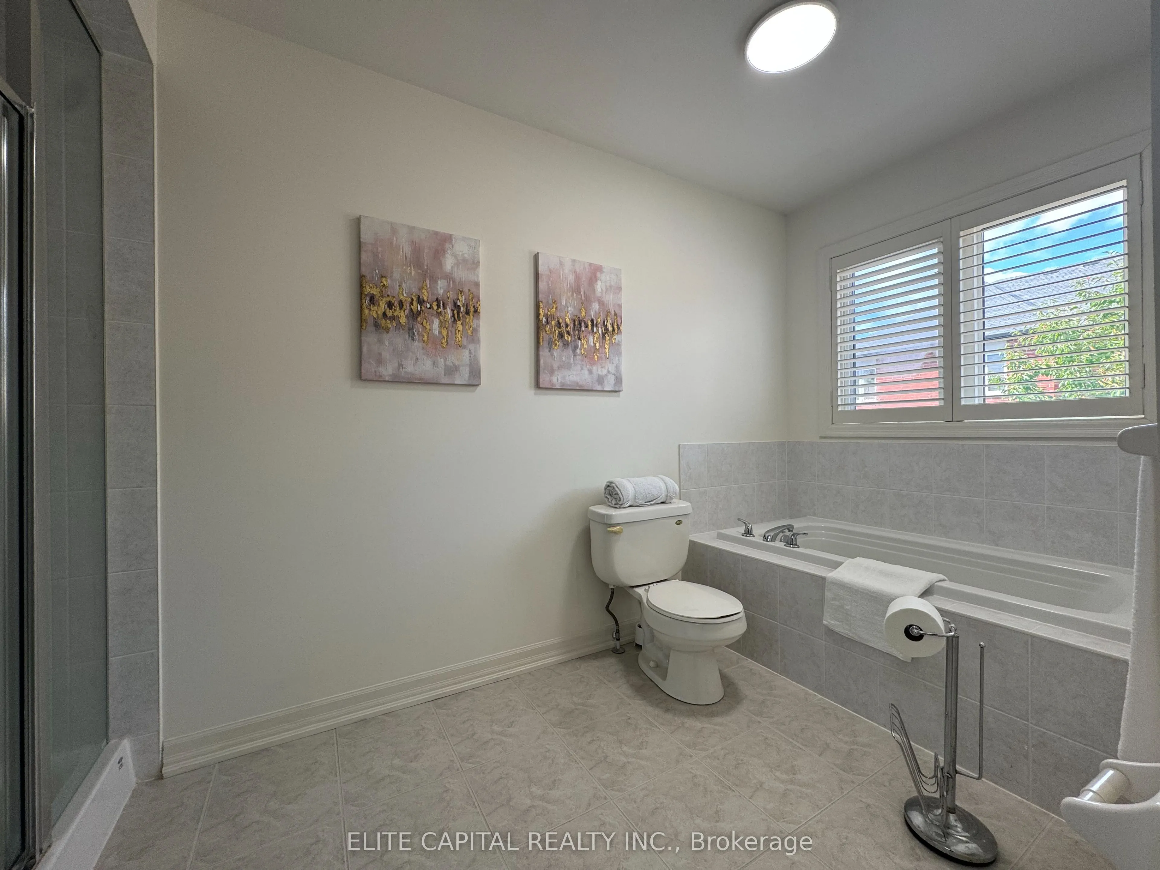 10 Ken Wagg Crescent