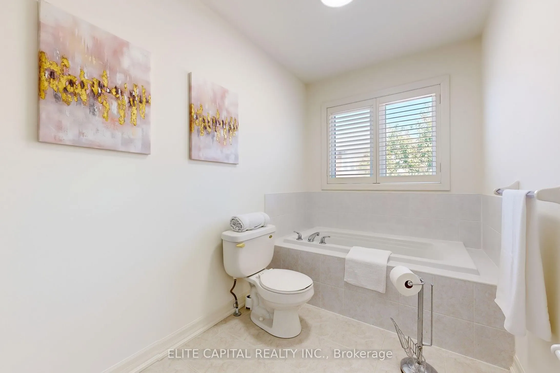 10 Ken Wagg Crescent