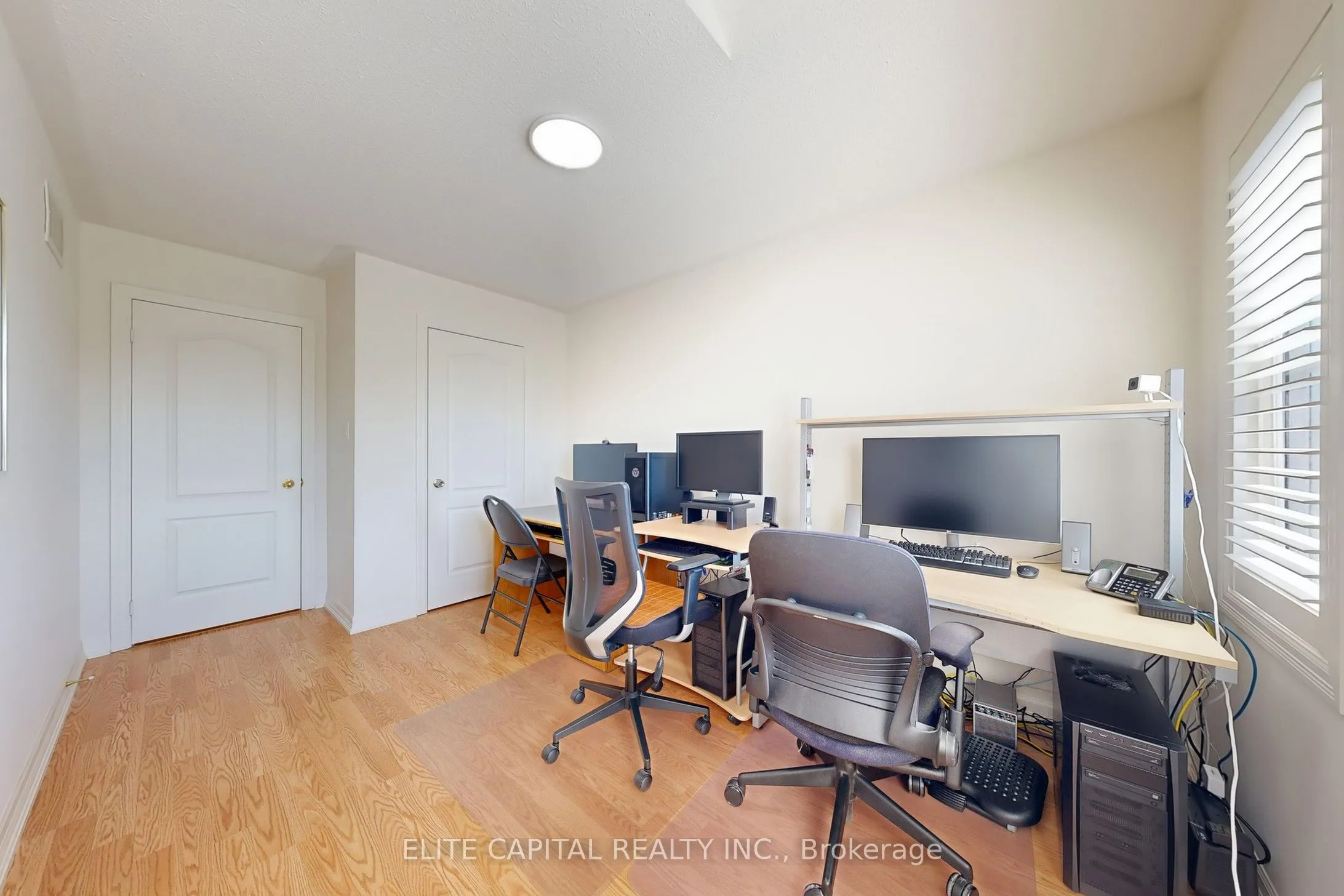 10 Ken Wagg Crescent