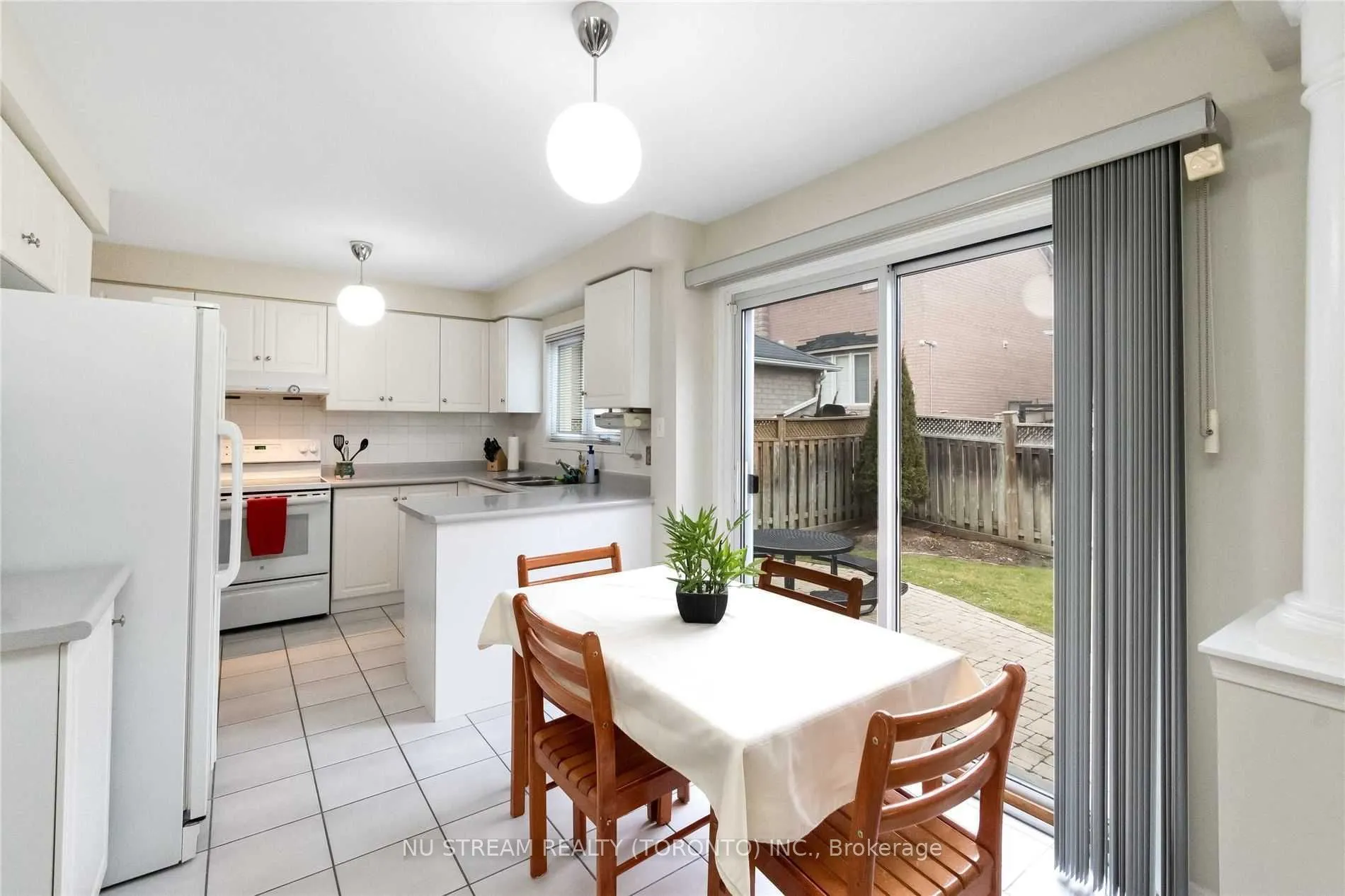 40 Primrose Path Crescent