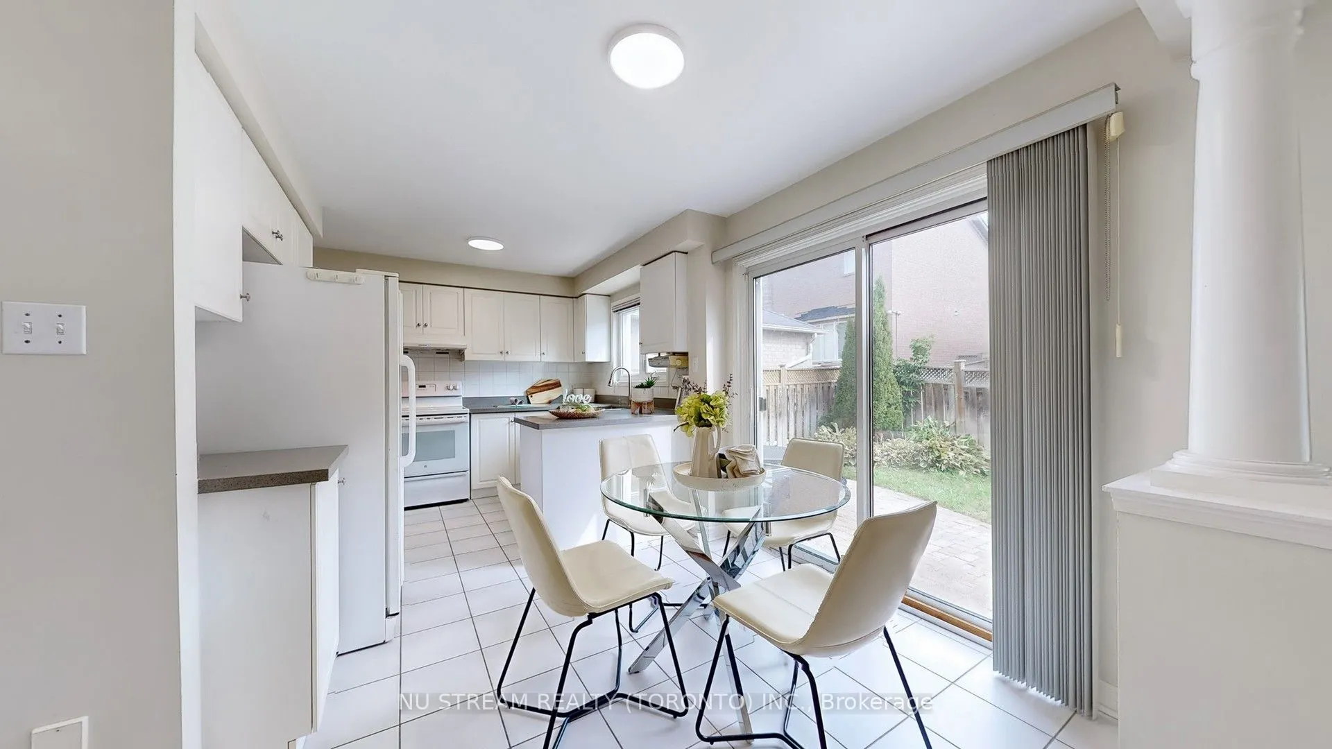 40 Primrose Path Crescent