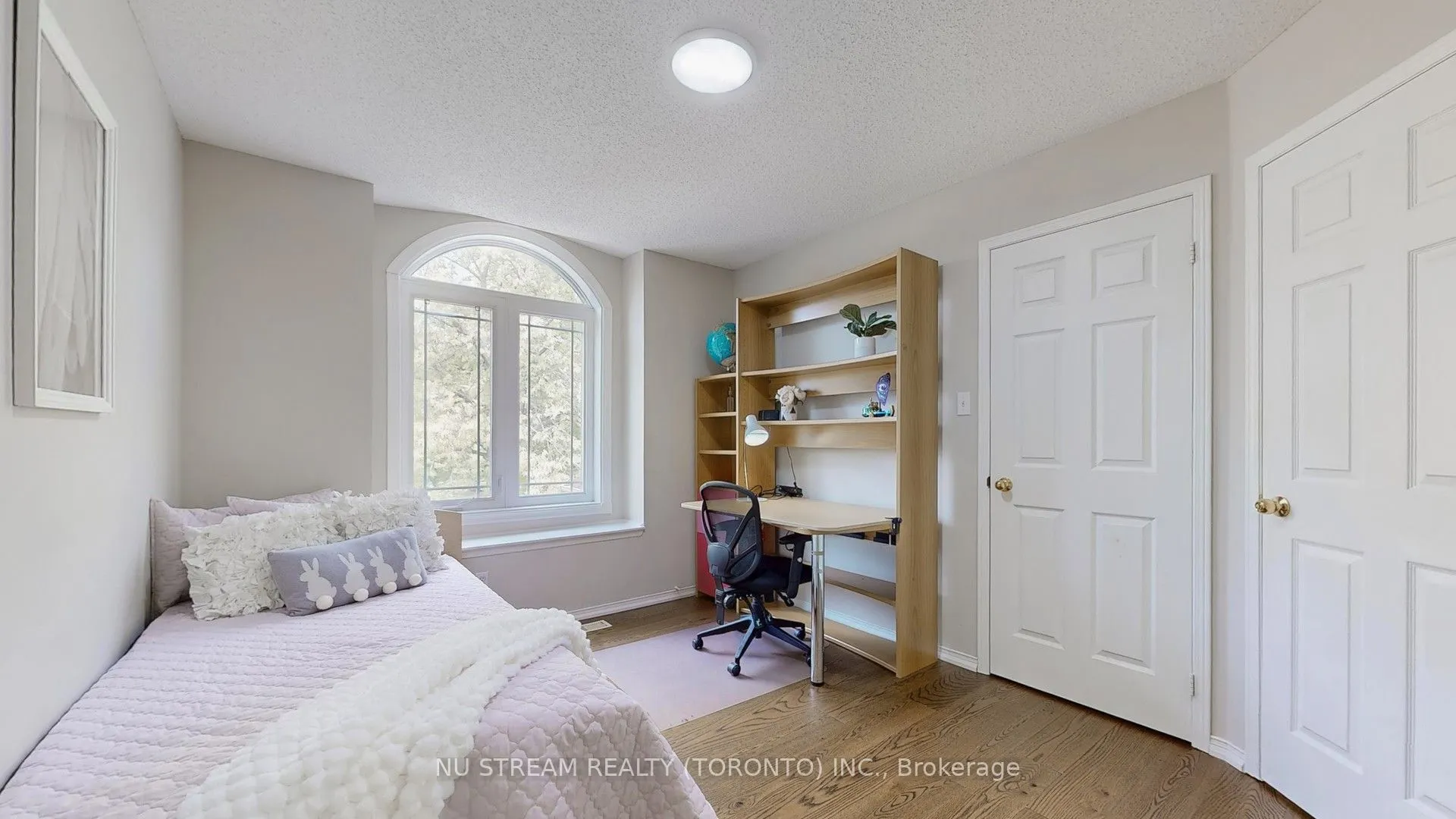 40 Primrose Path Crescent
