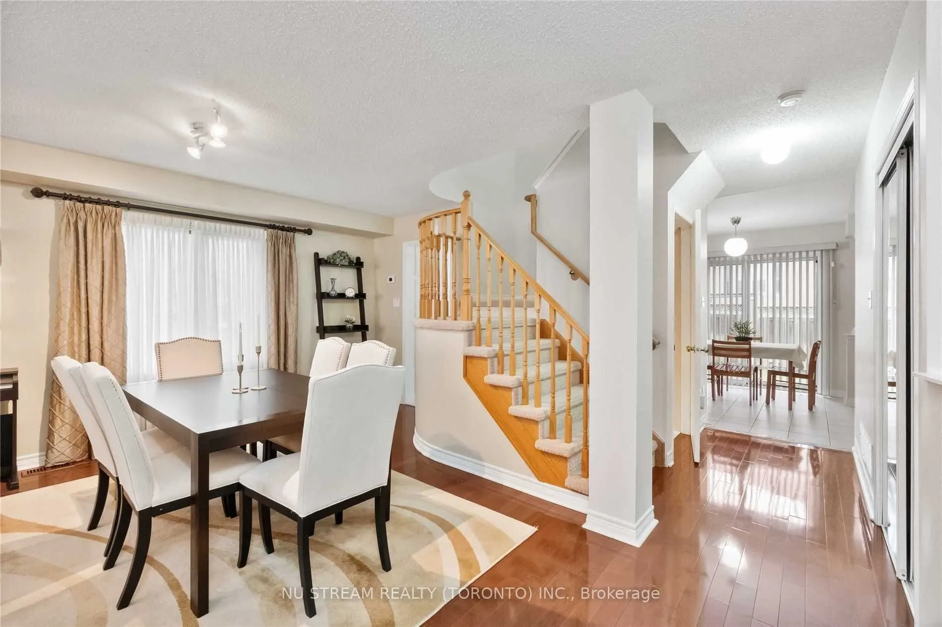 40 Primrose Path Crescent