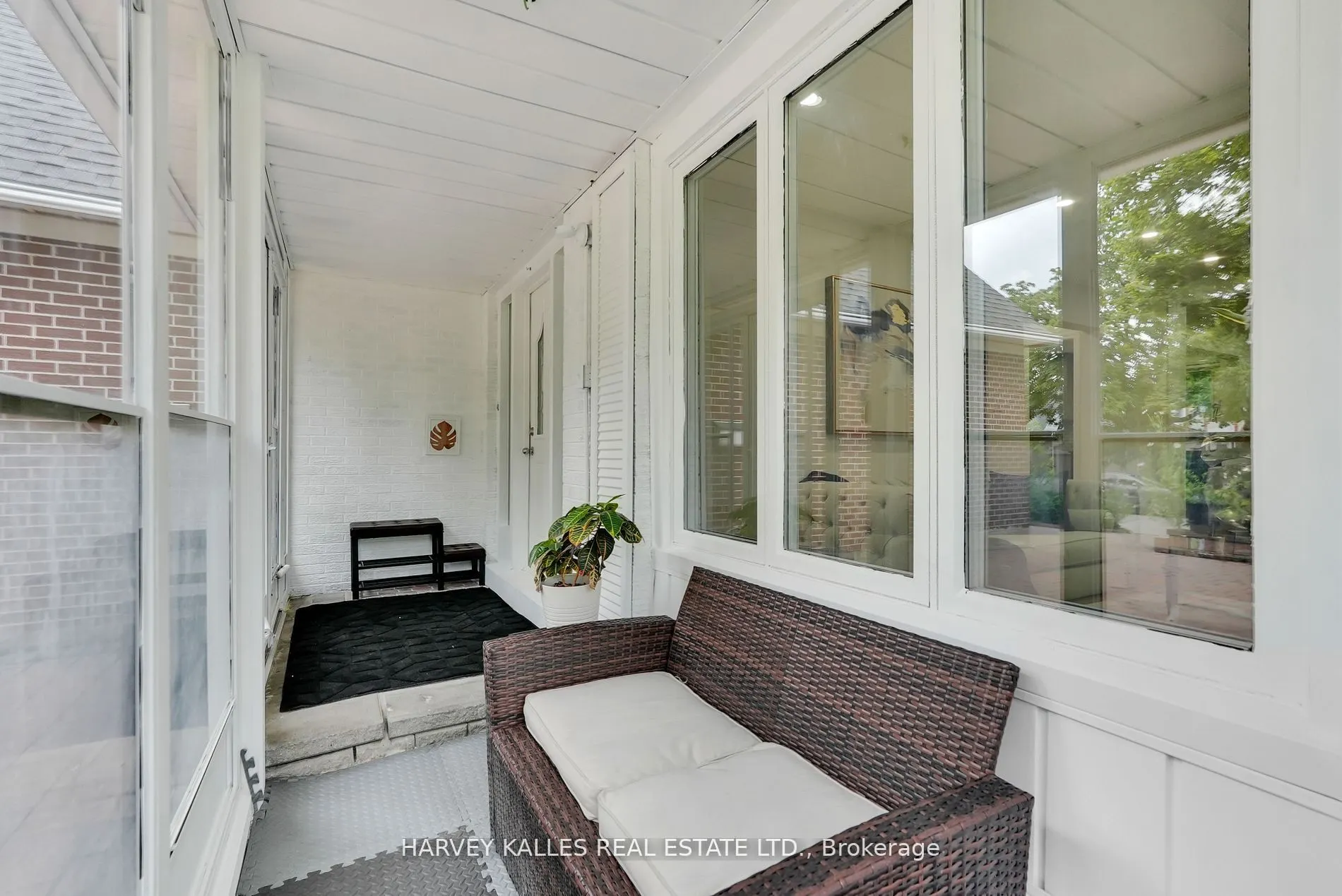 36 Aberfeldy Crescent