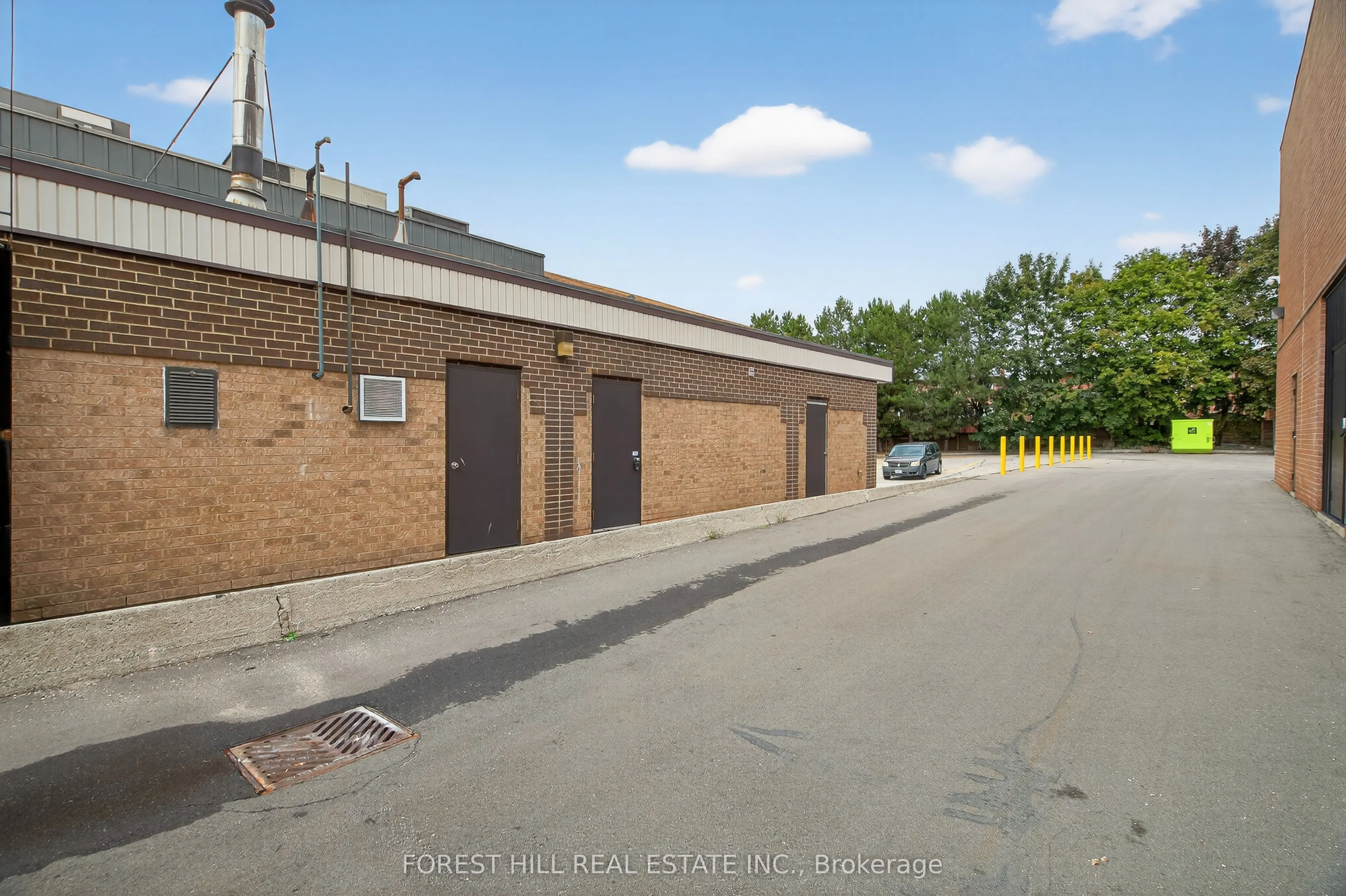 2354 Major Mackenzie Drive N, #15