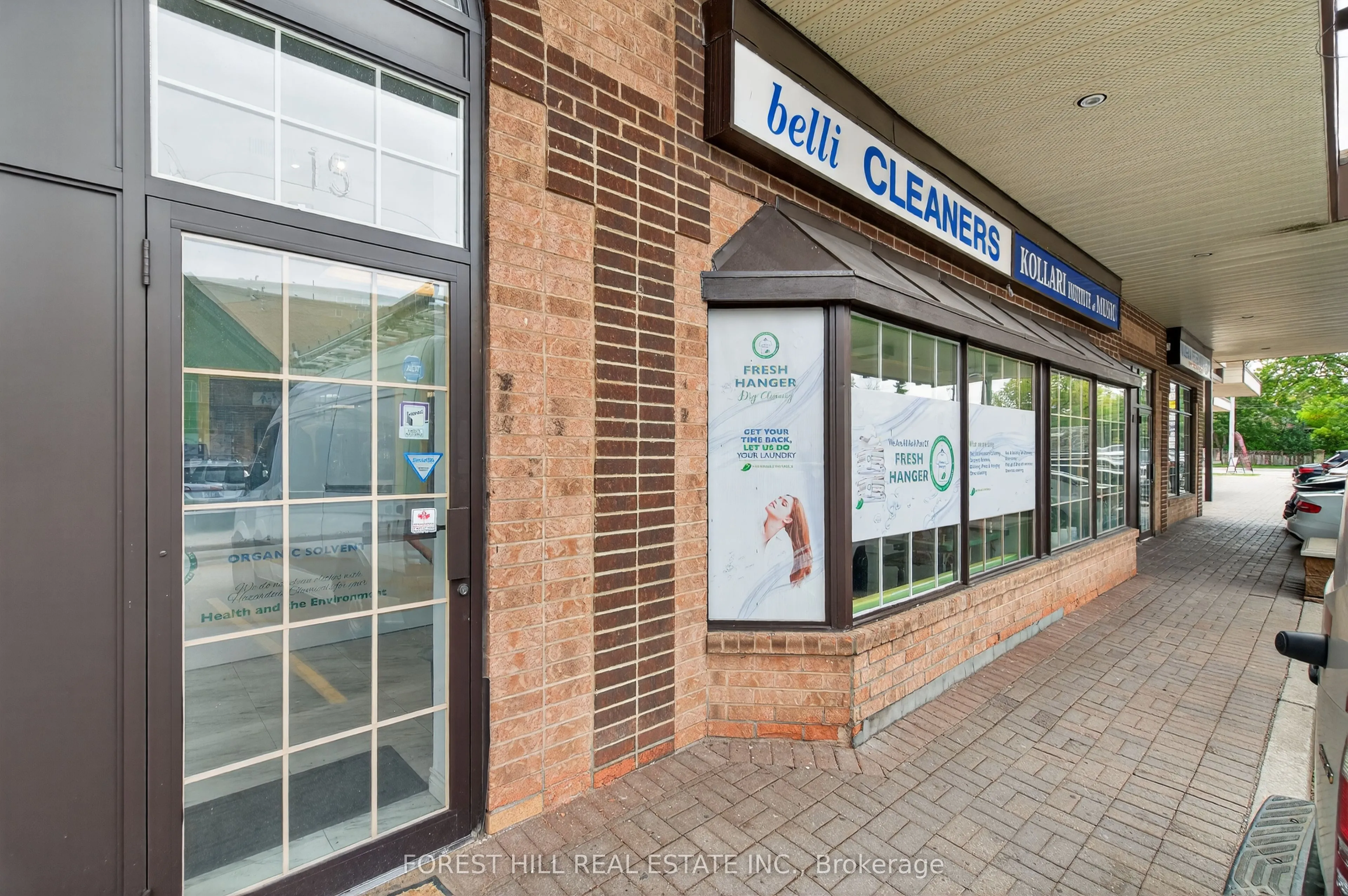 2354 Major Mackenzie Drive N, #15