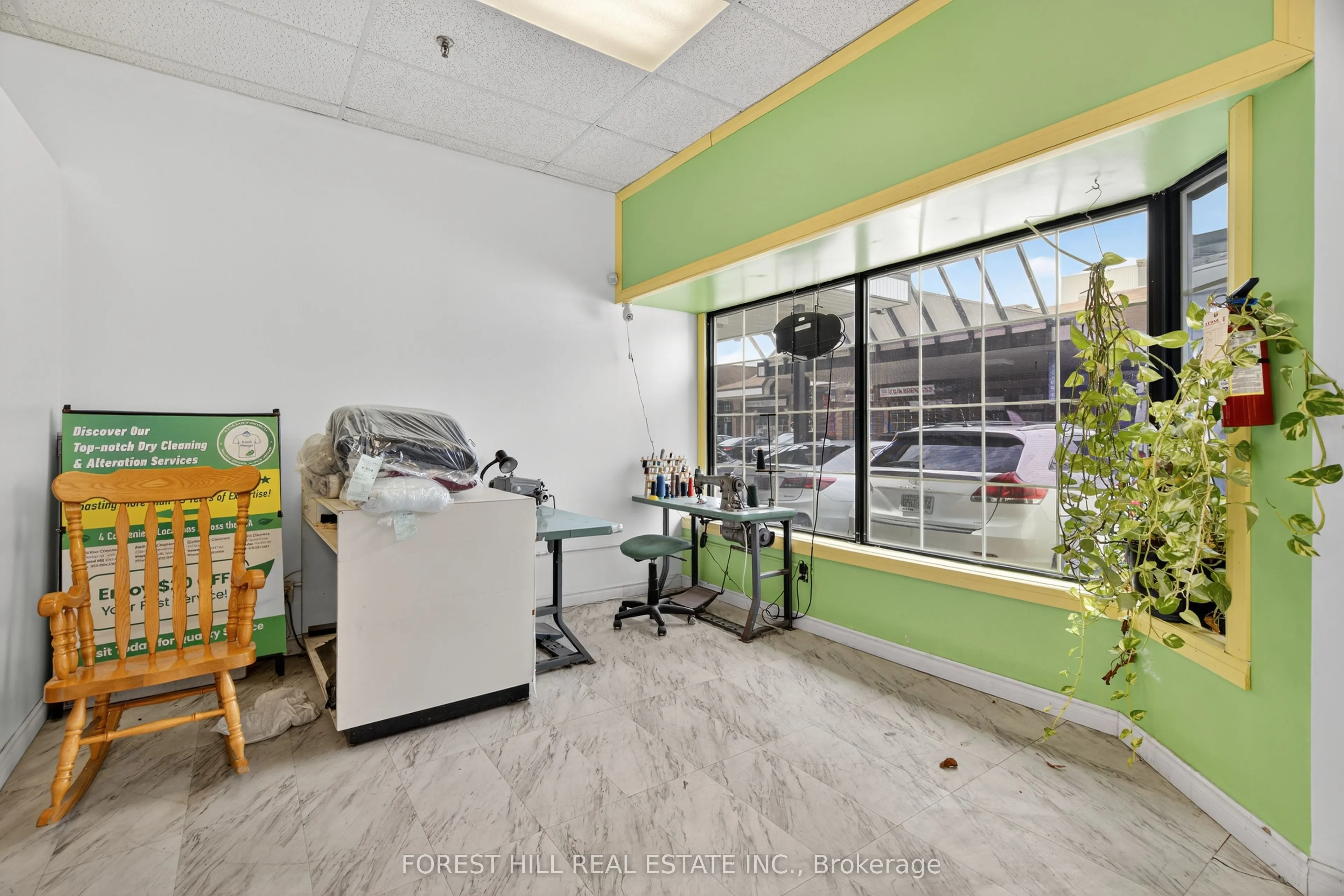 2354 Major Mackenzie Drive N, #15