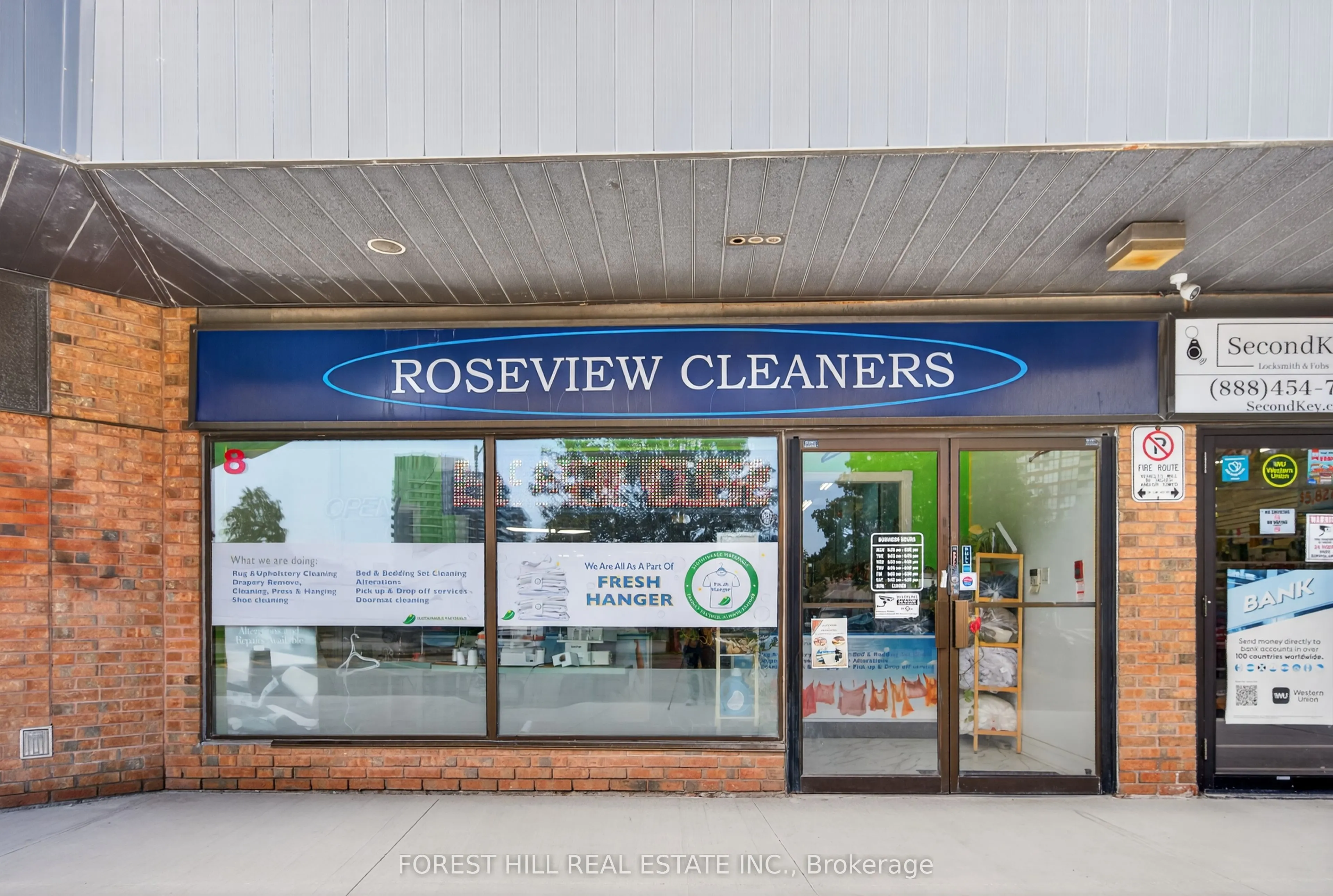 9625 Yonge Street N, #8