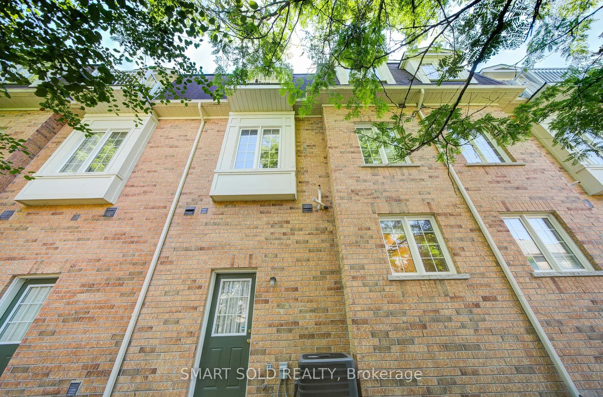 50-15 Old Colony Road