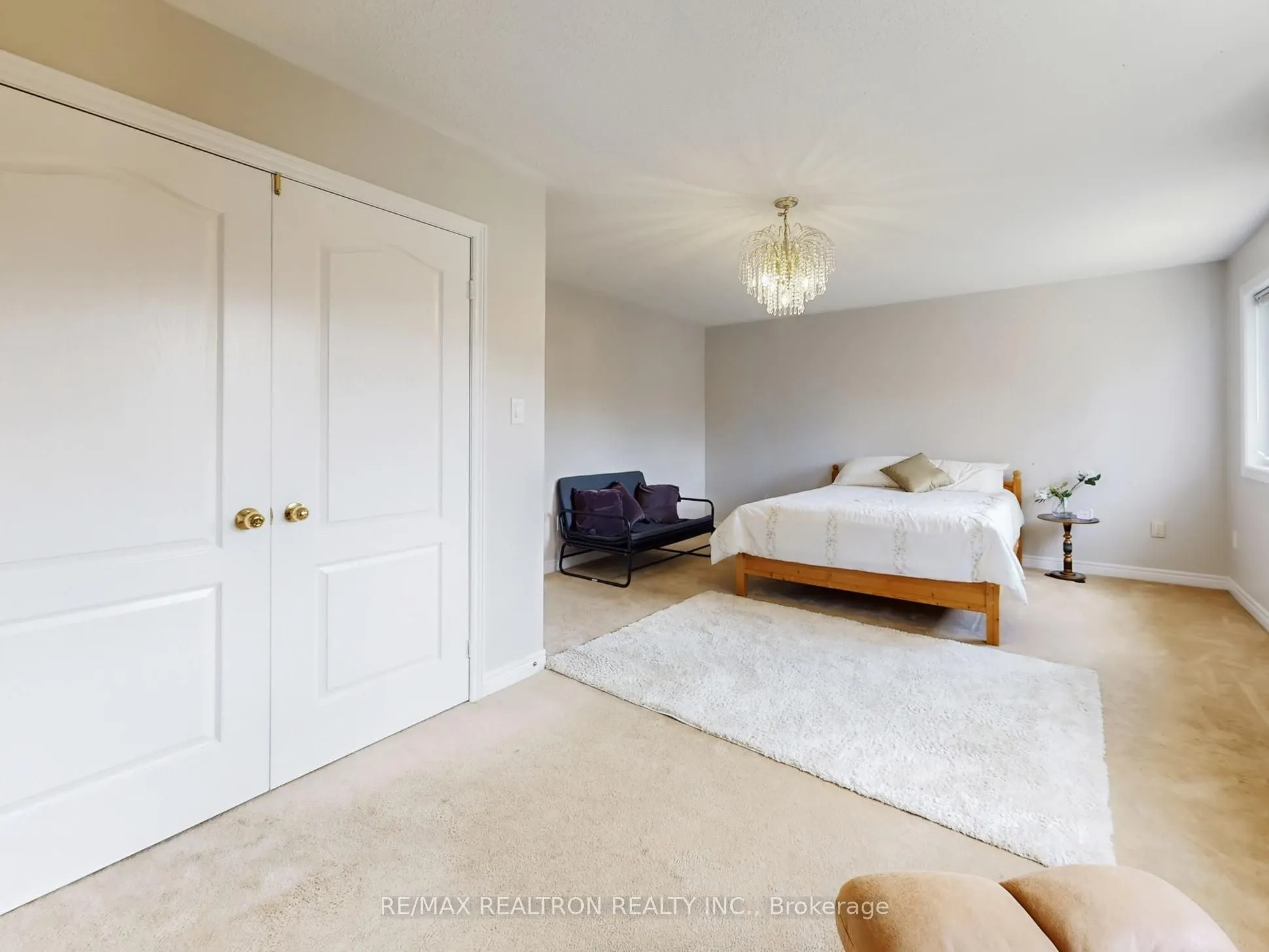 6 Rouge Fairway Street
