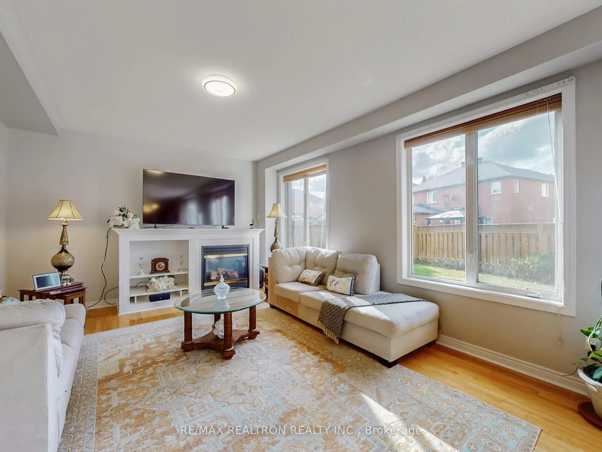 6 Rouge Fairway Street