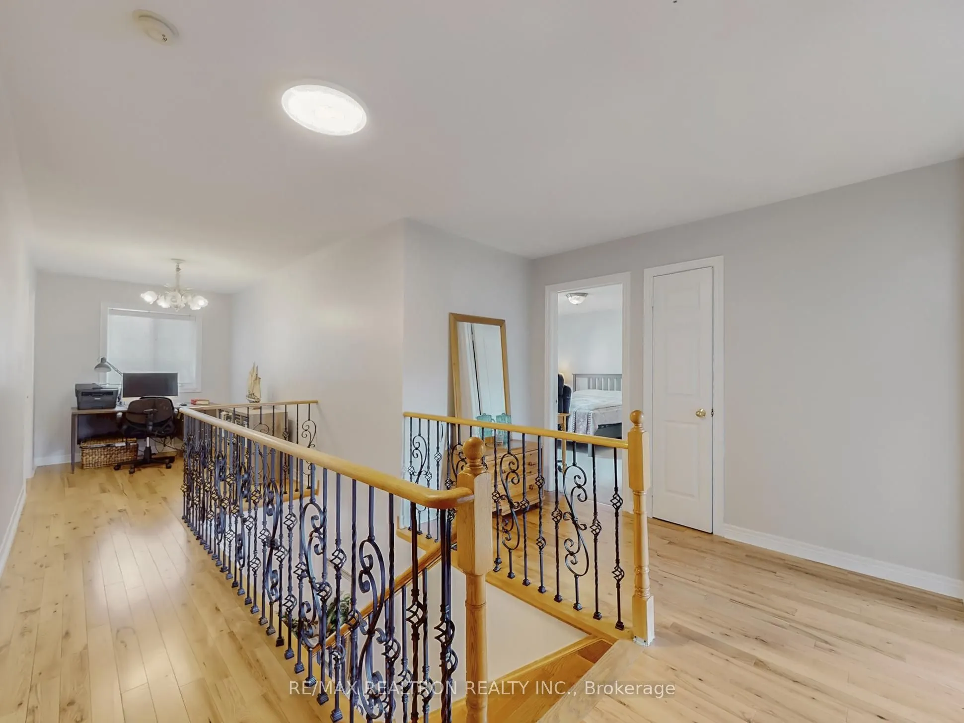 6 Rouge Fairway Street