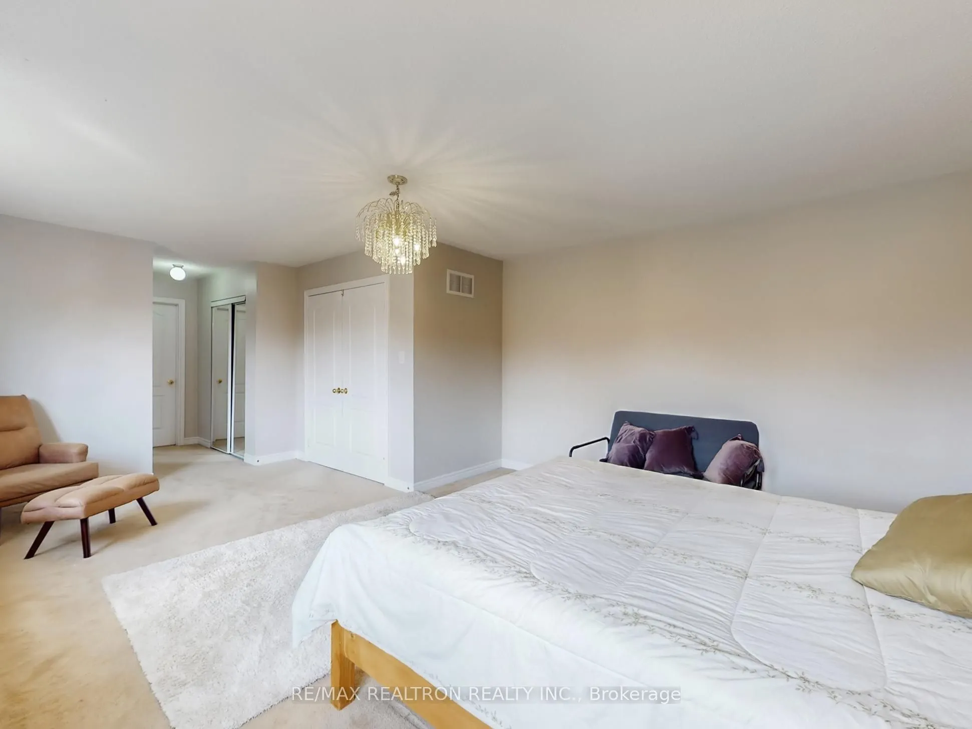 6 Rouge Fairway Street