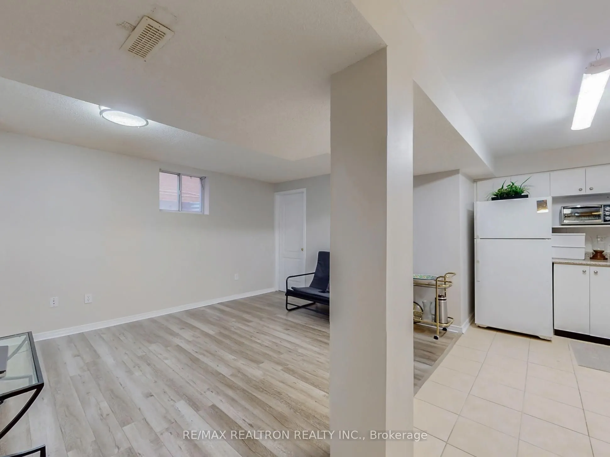 6 Rouge Fairway Street