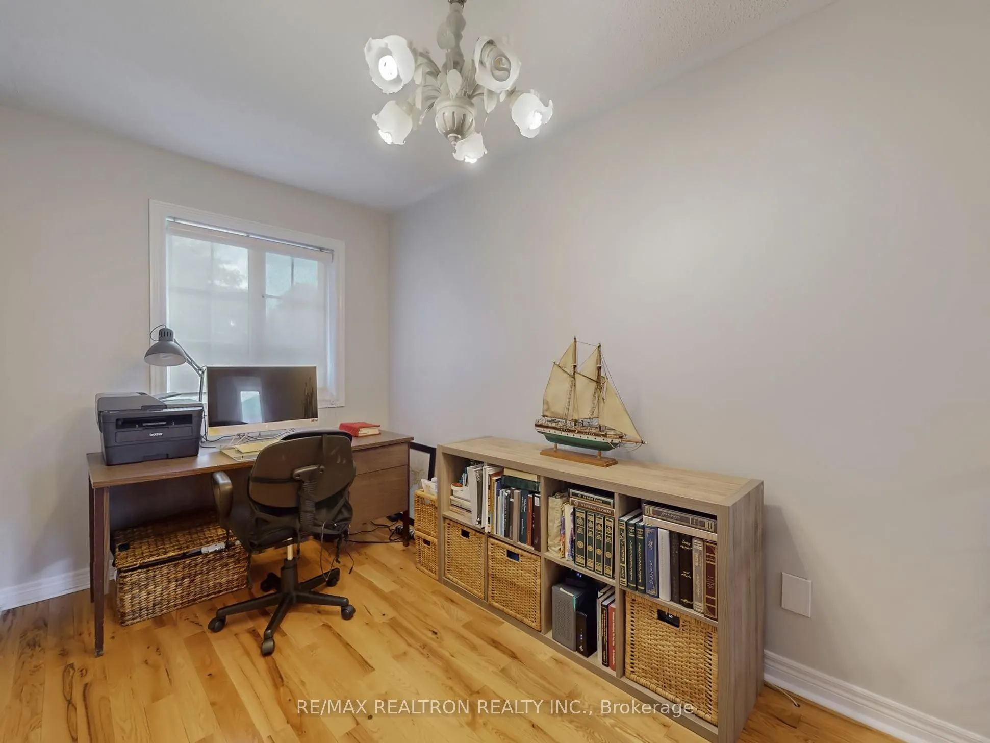 6 Rouge Fairway Street