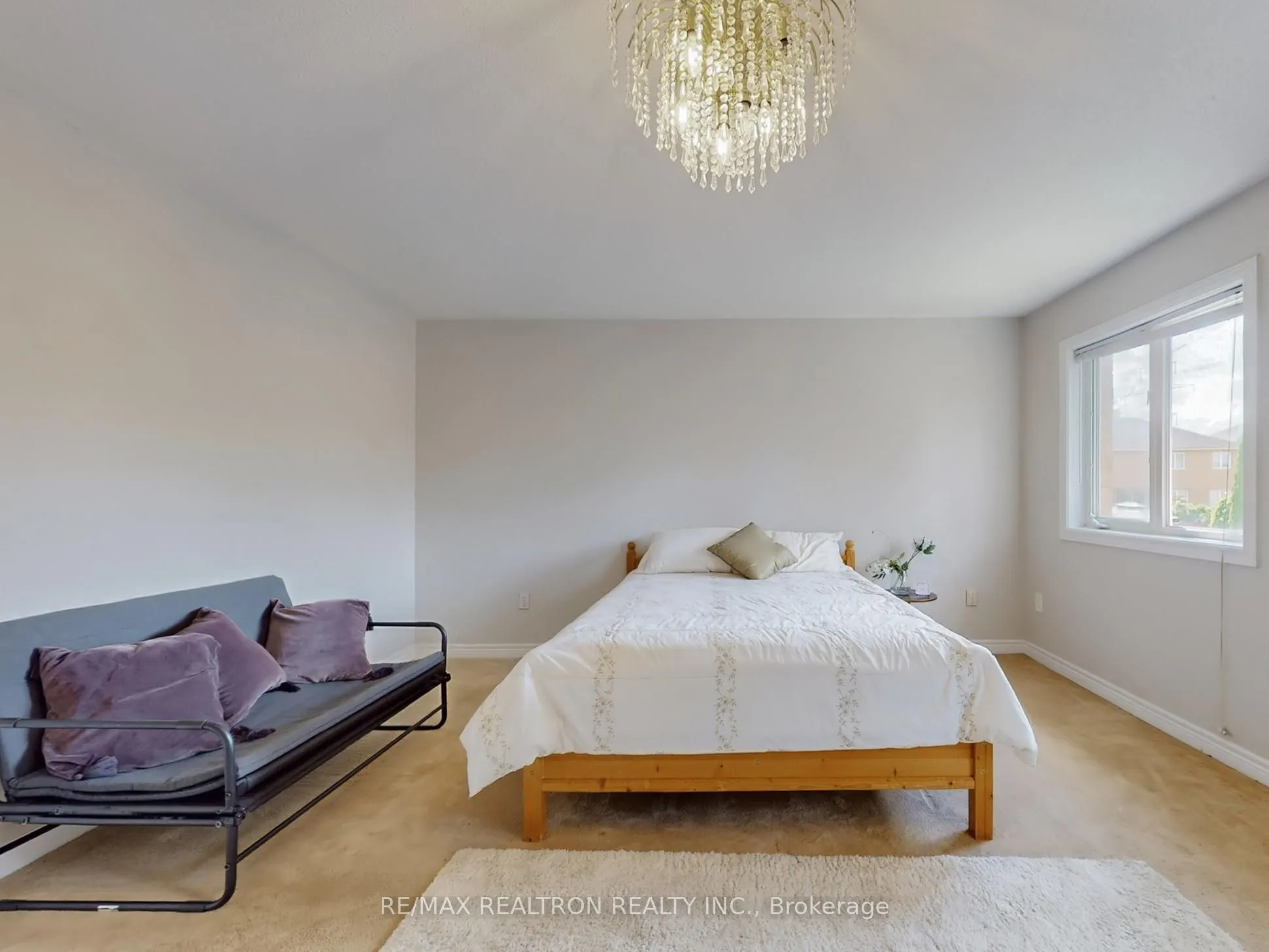 6 Rouge Fairway Street
