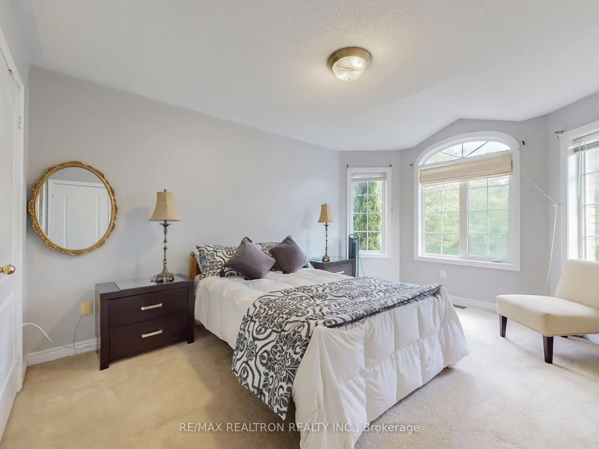 6 Rouge Fairway Street