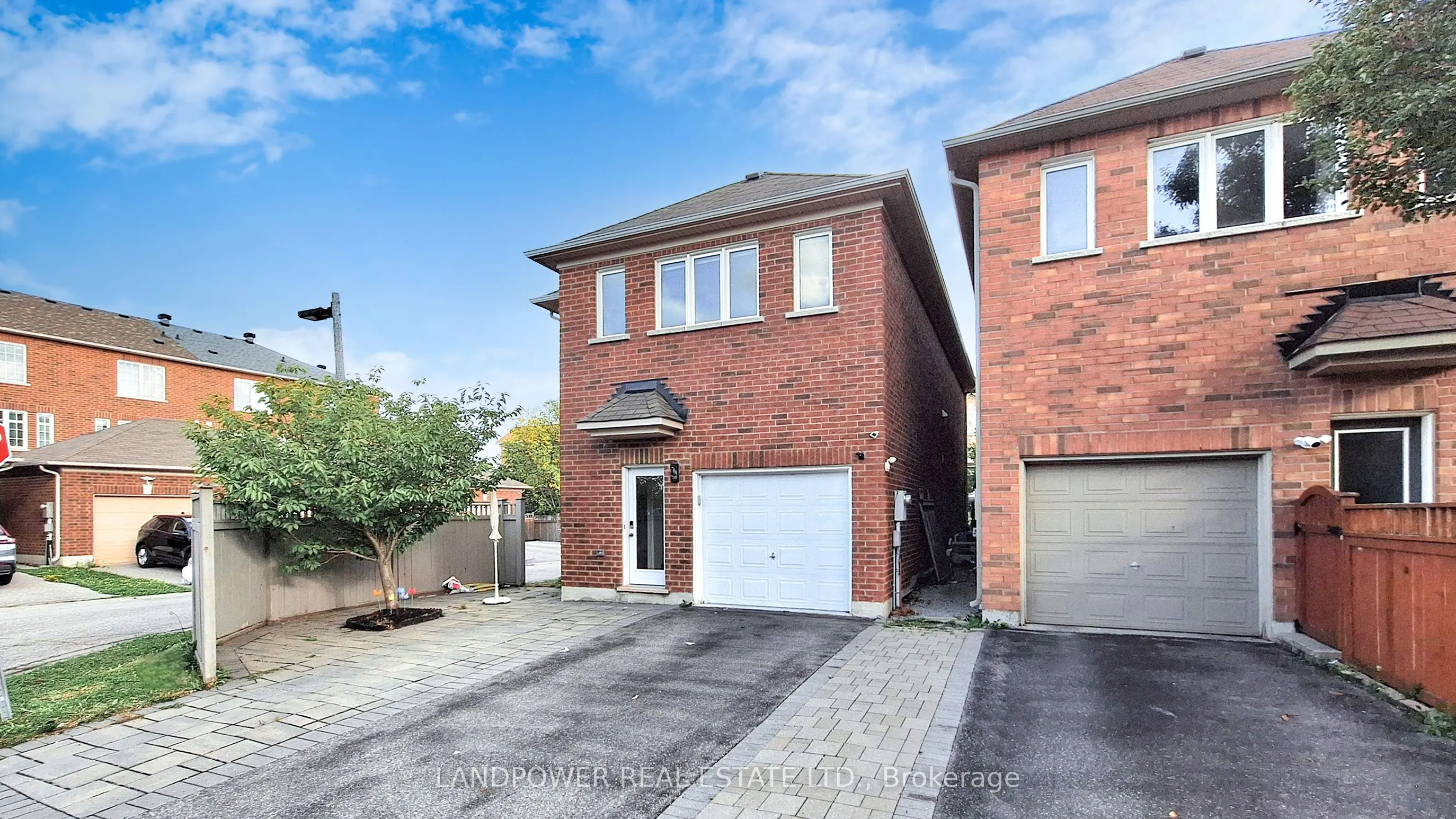 6 Pyneside Street