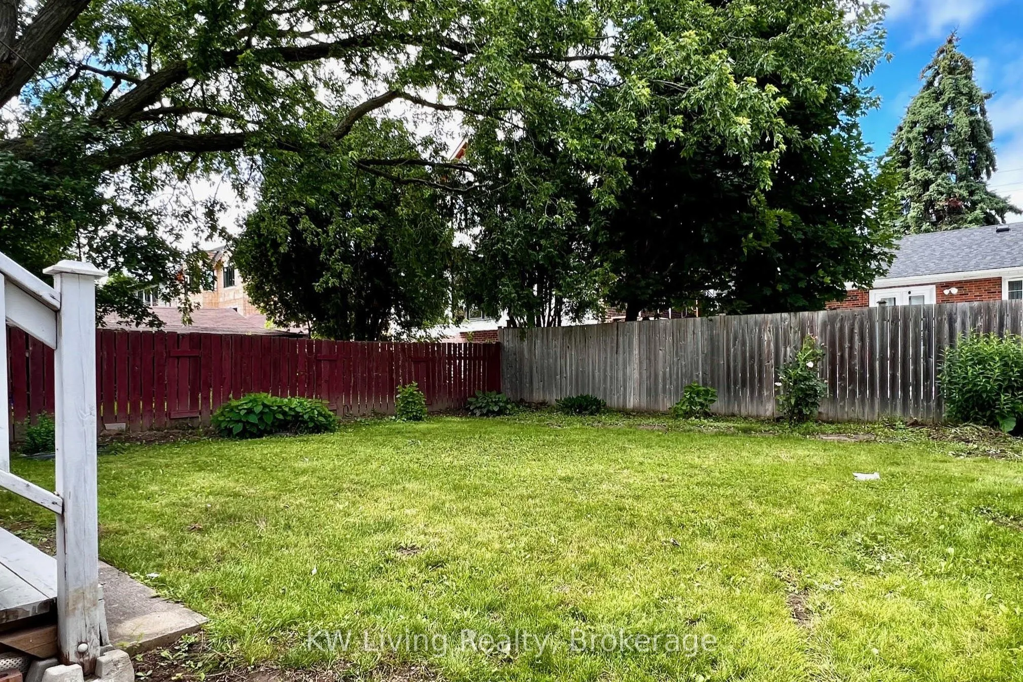 311 Boisdale Avenue, #Main Floor