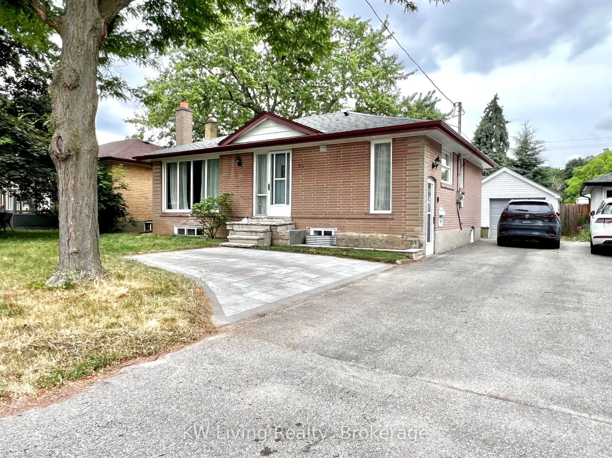 311 Boisdale Avenue, #Main Floor