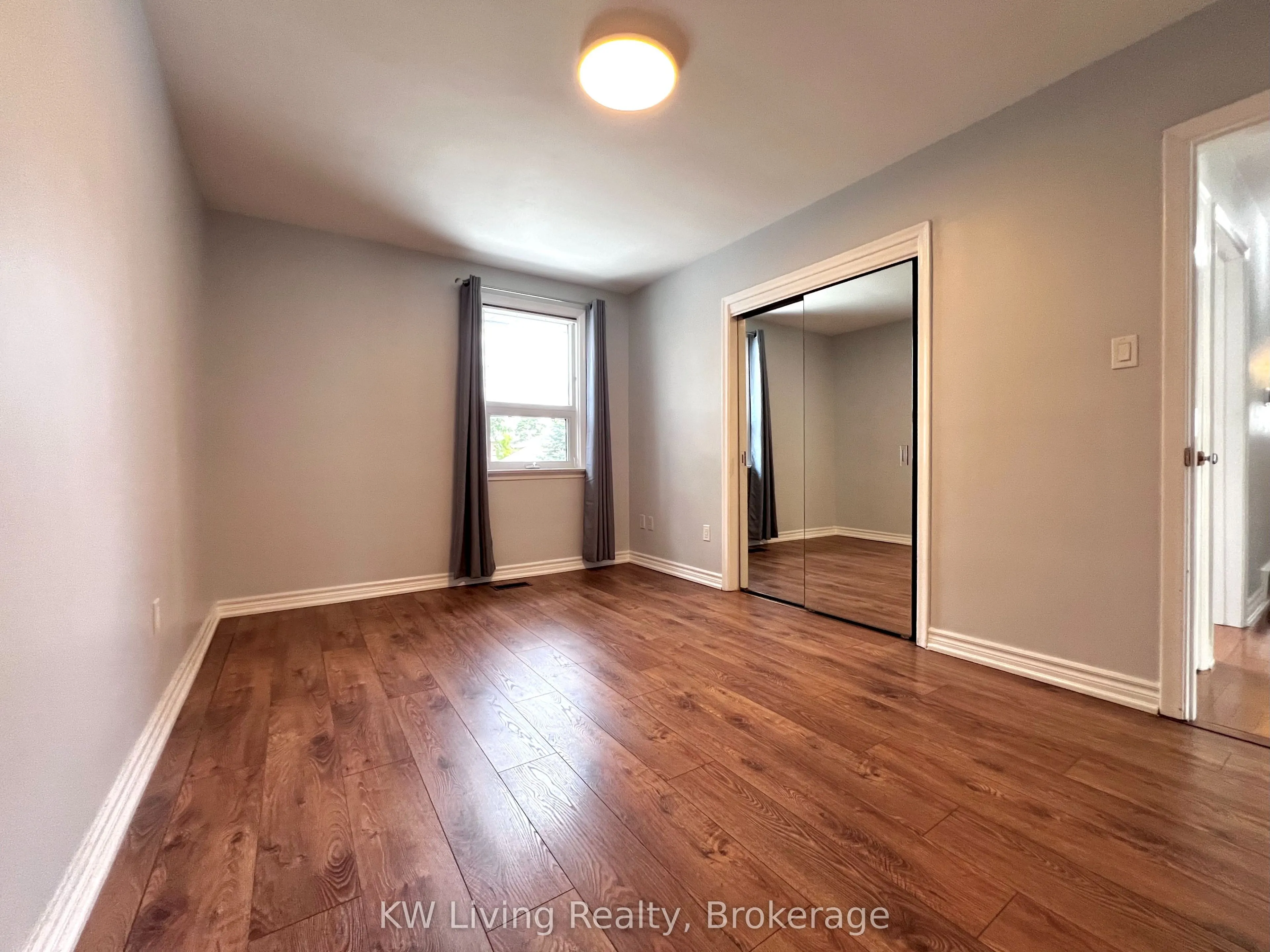 311 Boisdale Avenue, #Main Floor