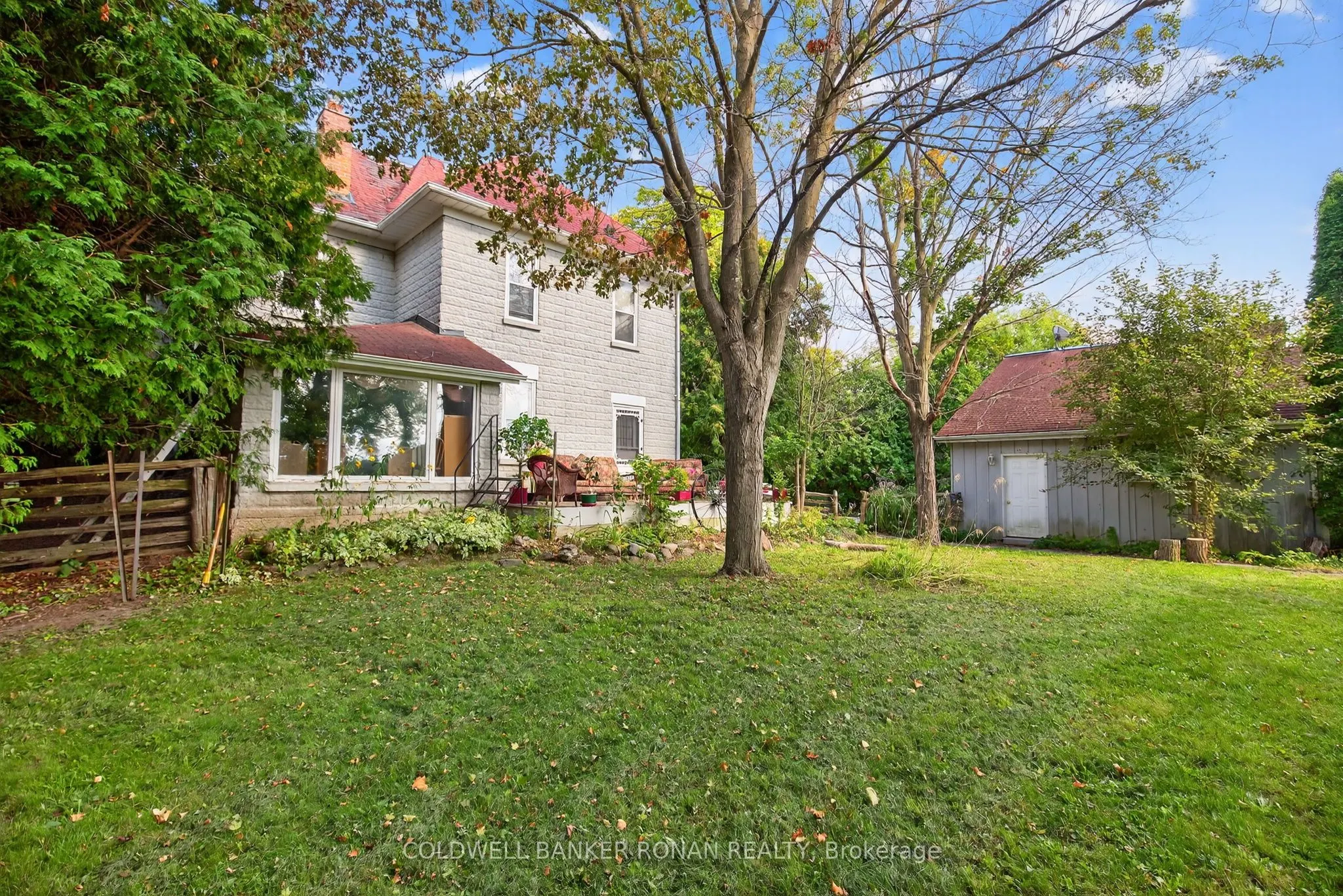 1516 17th Side Road