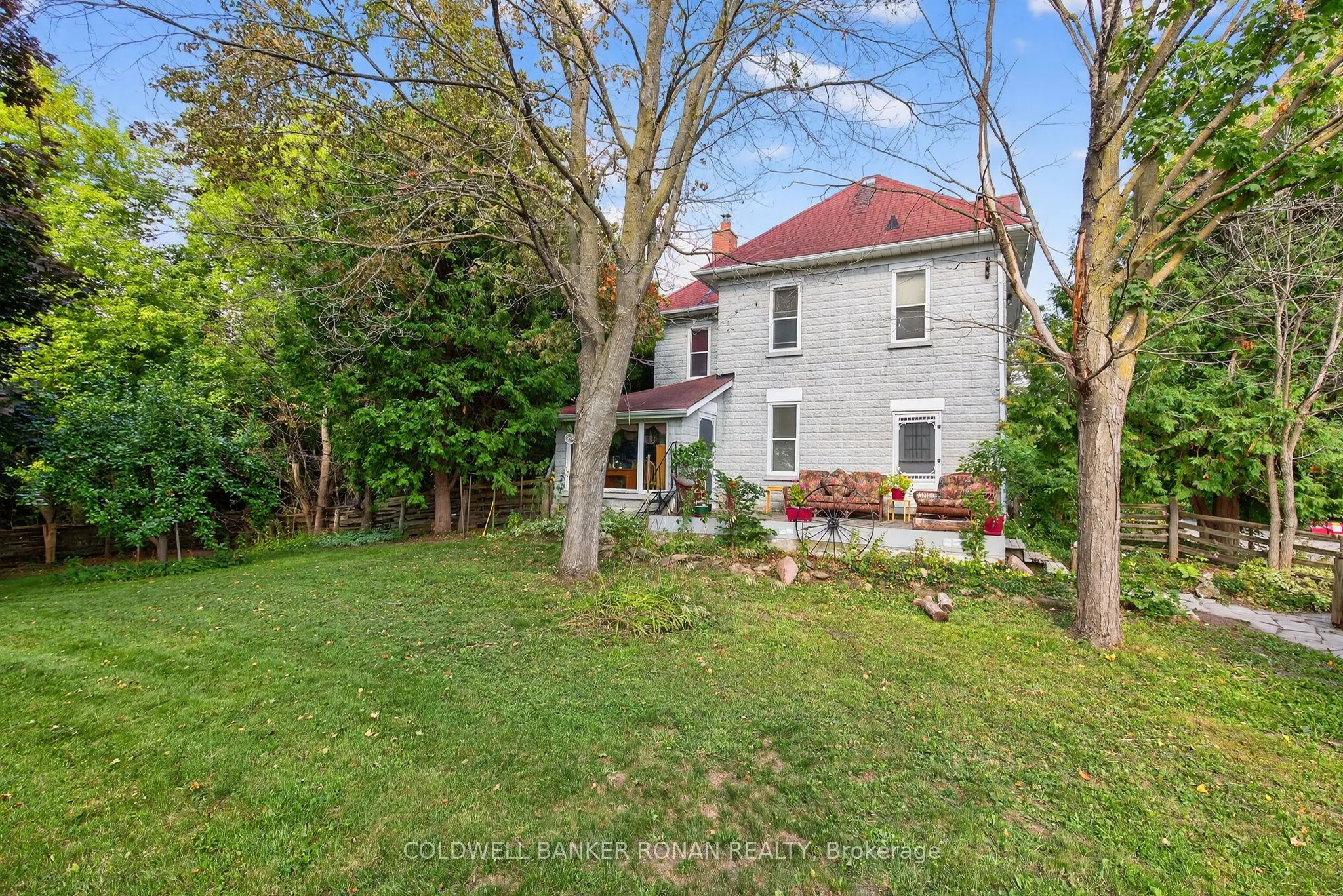 1516 17th Side Road