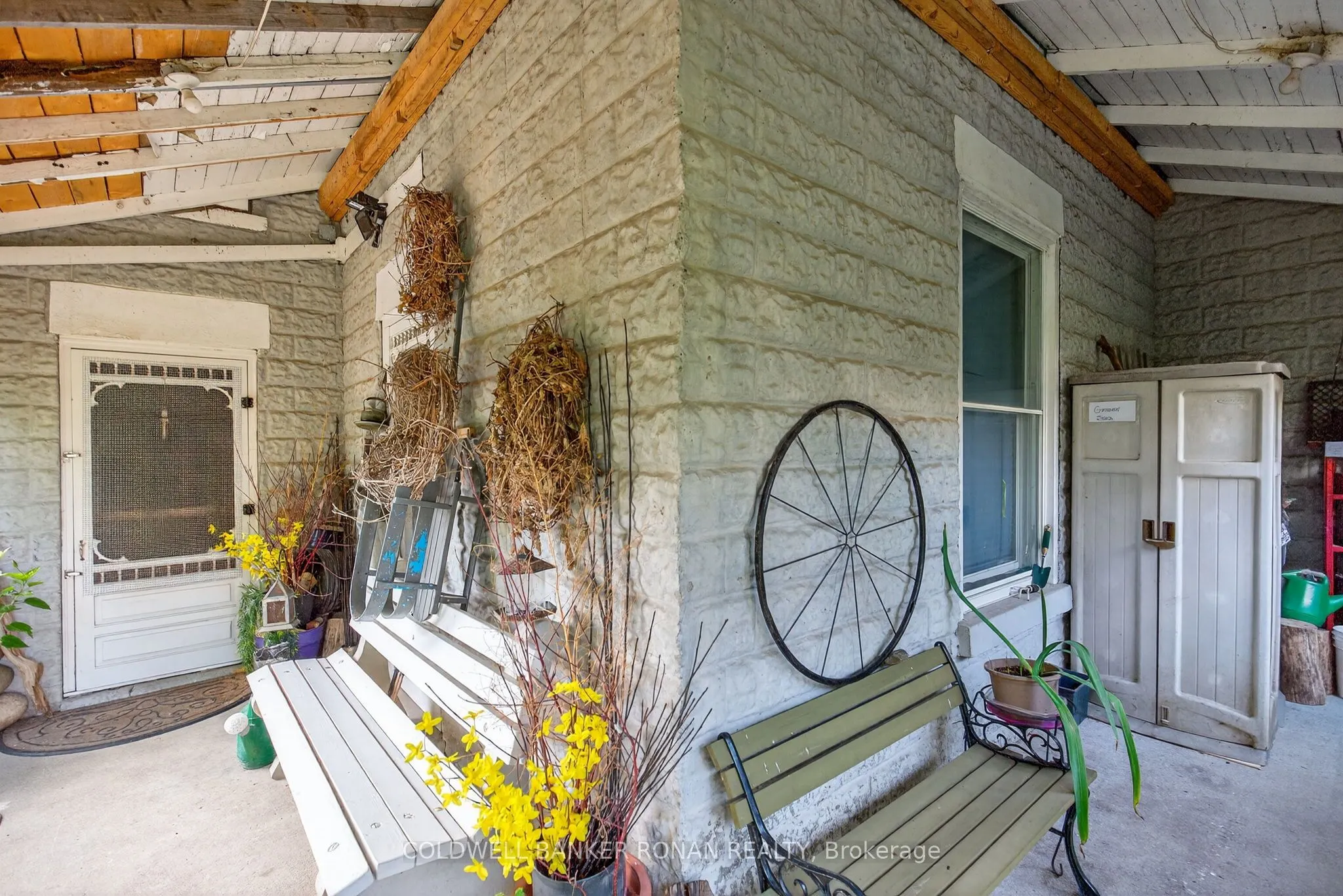 1516 17th Side Road