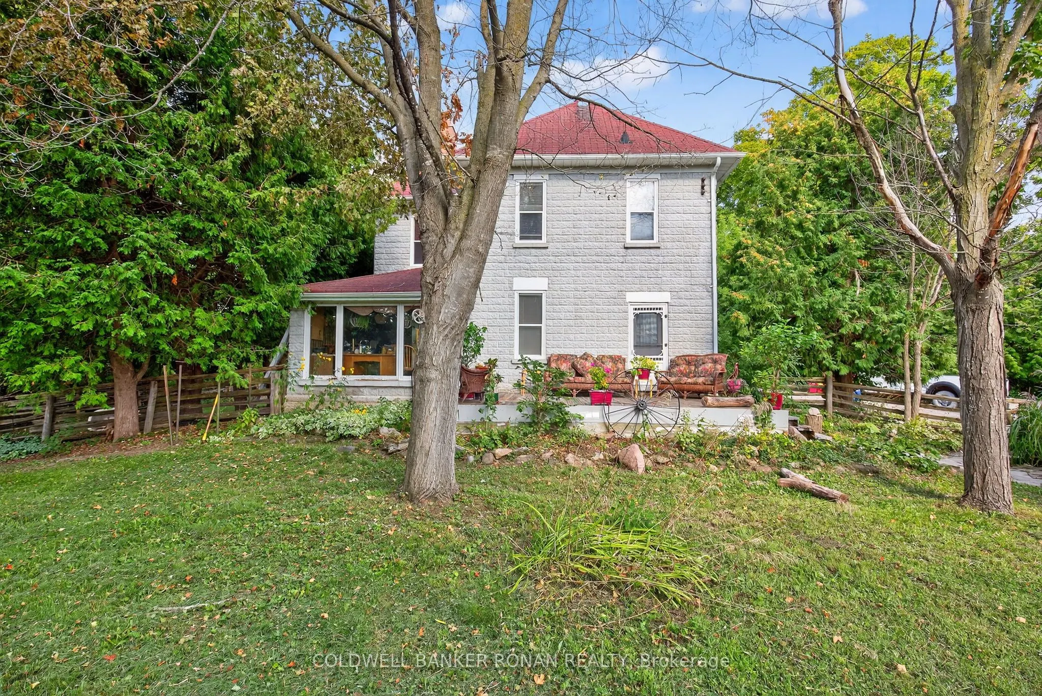 1516 17th Side Road