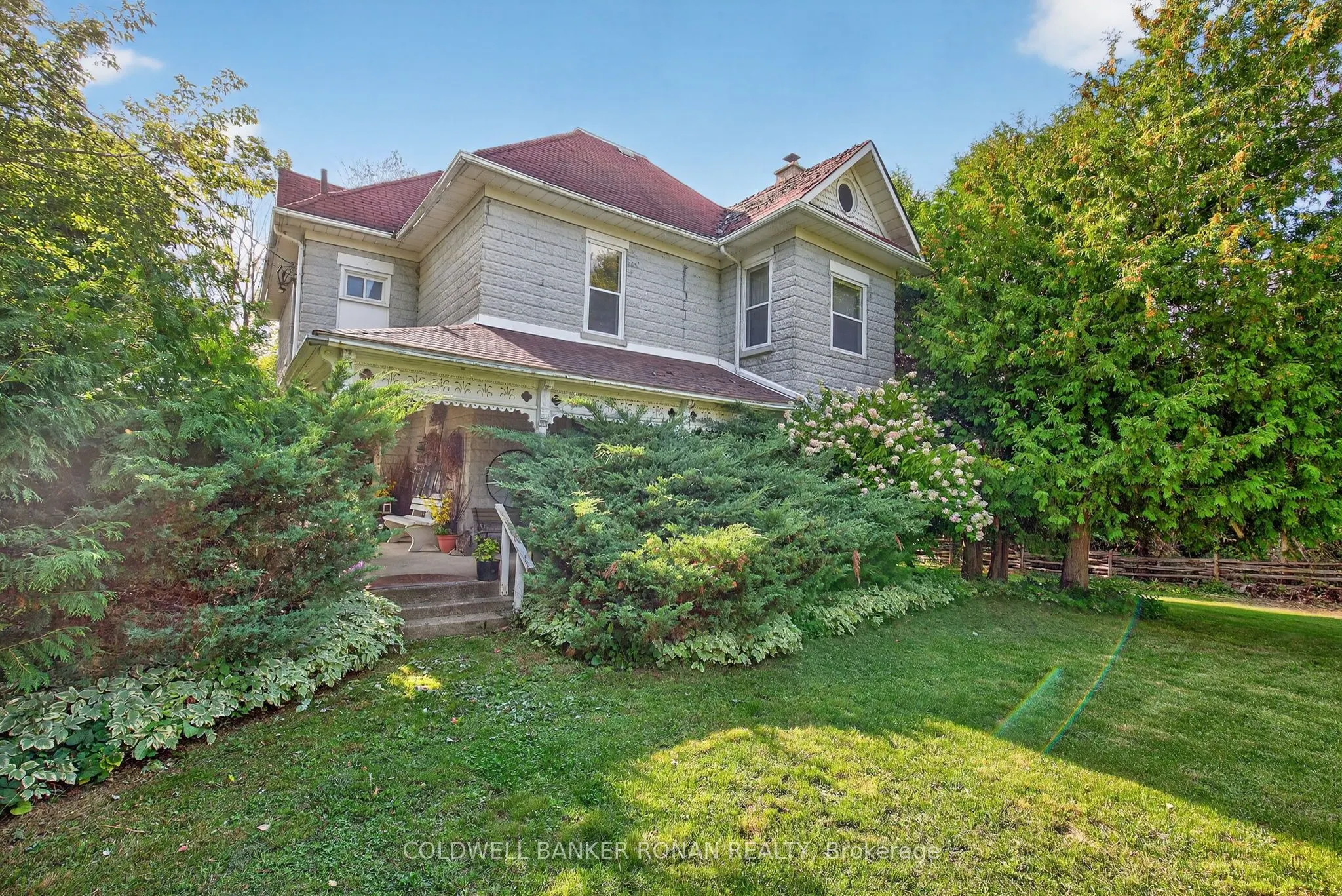 1516 17th Side Road