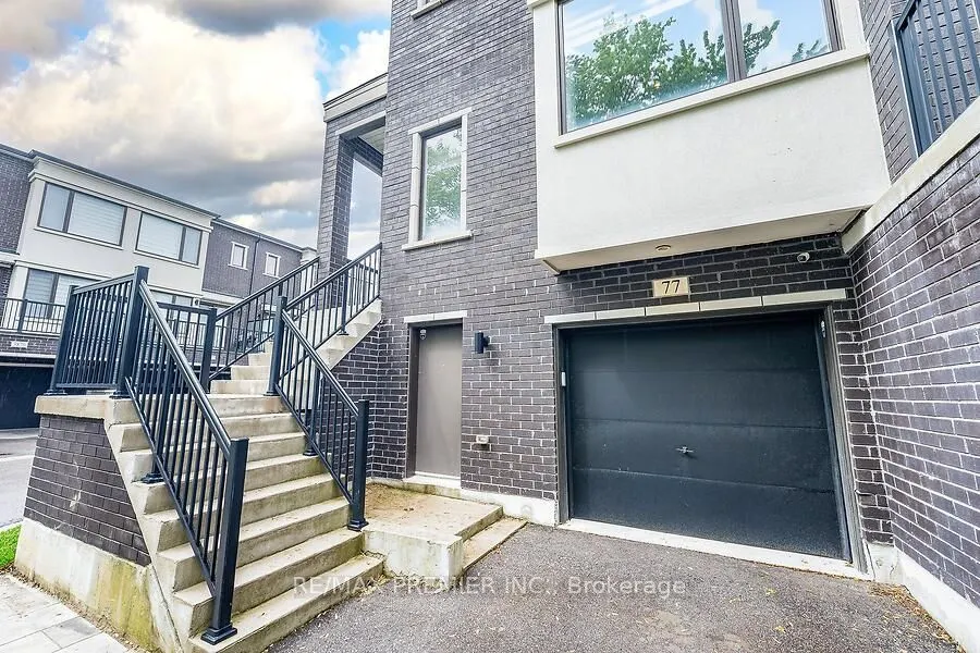 77 Sydney Circle