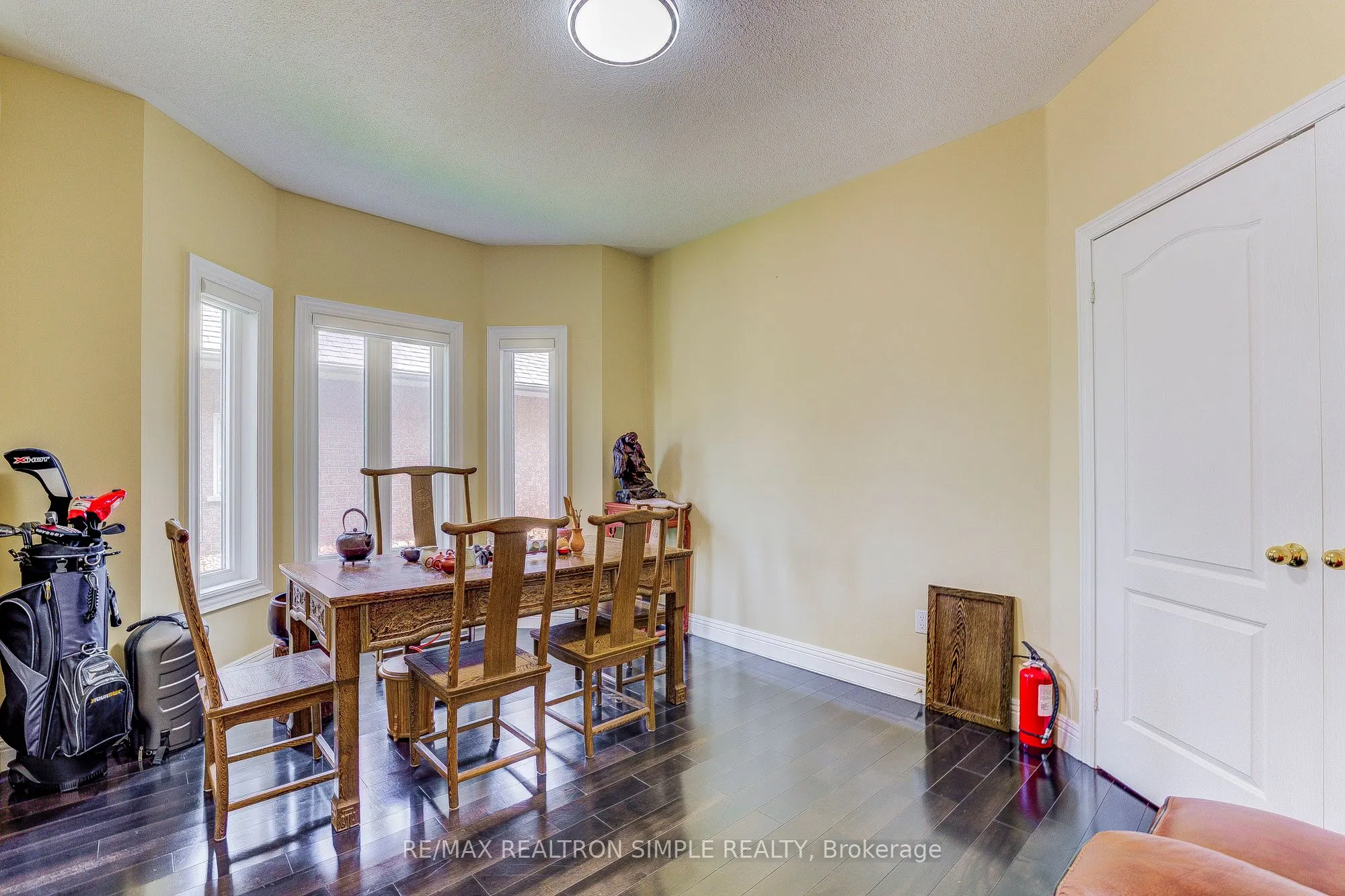 338 Calvert Road