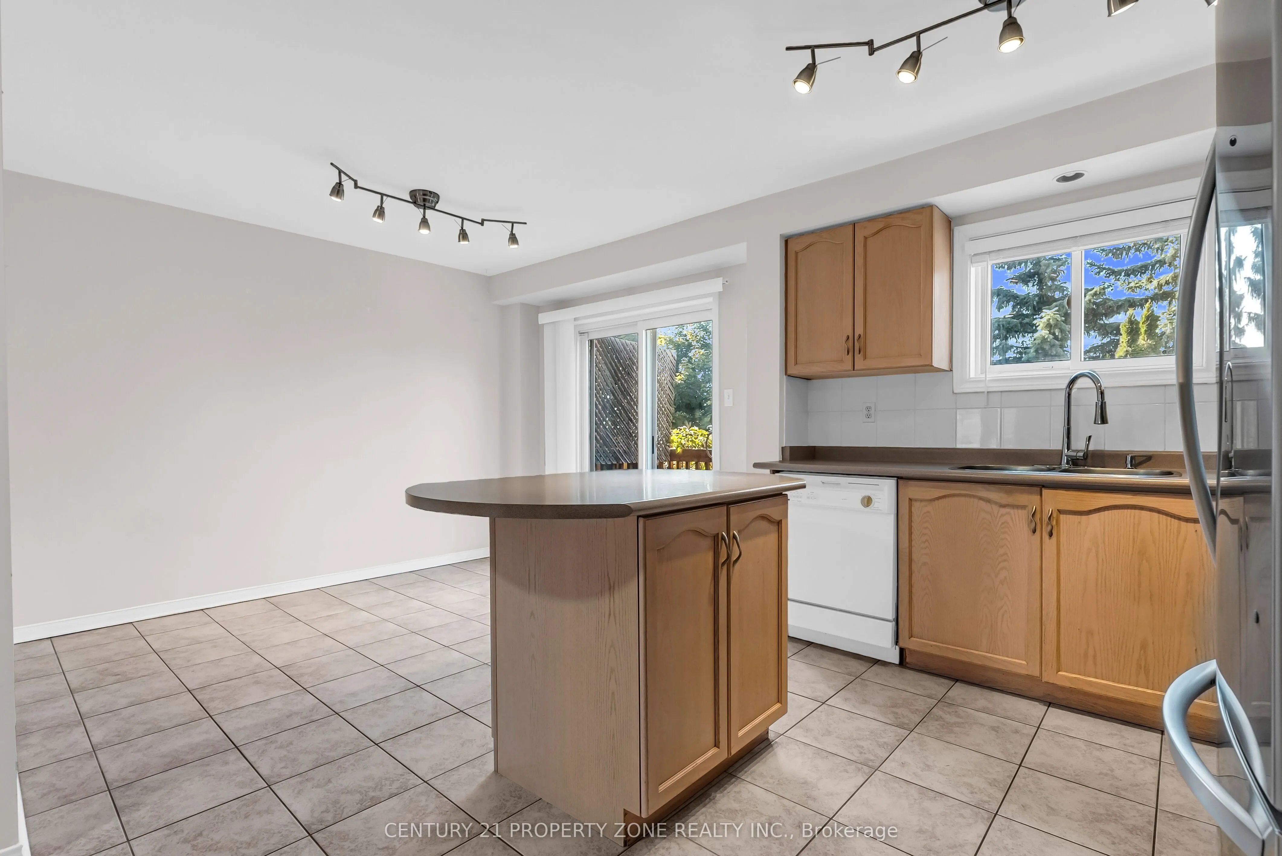 63 Kelso Crescent