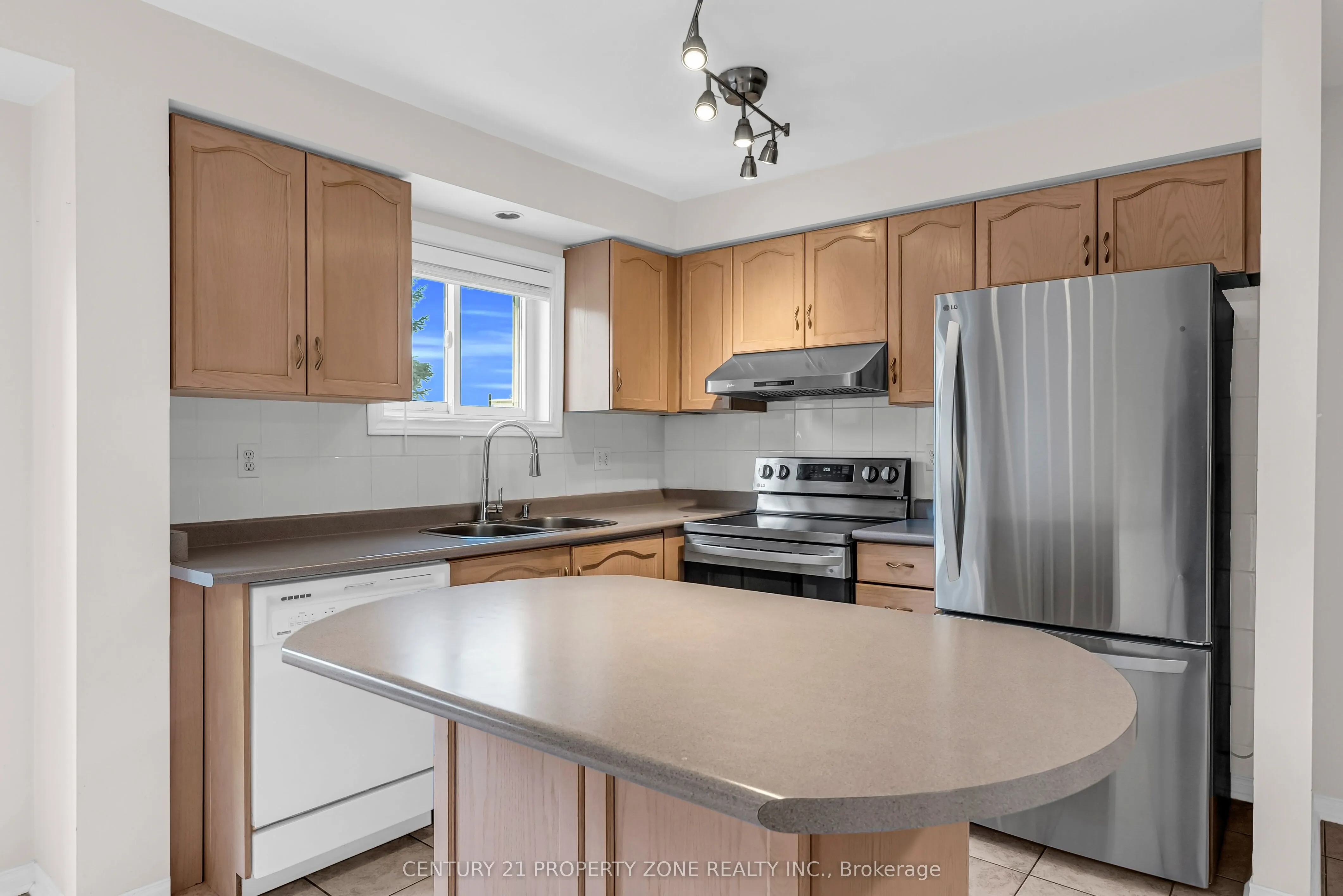 63 Kelso Crescent