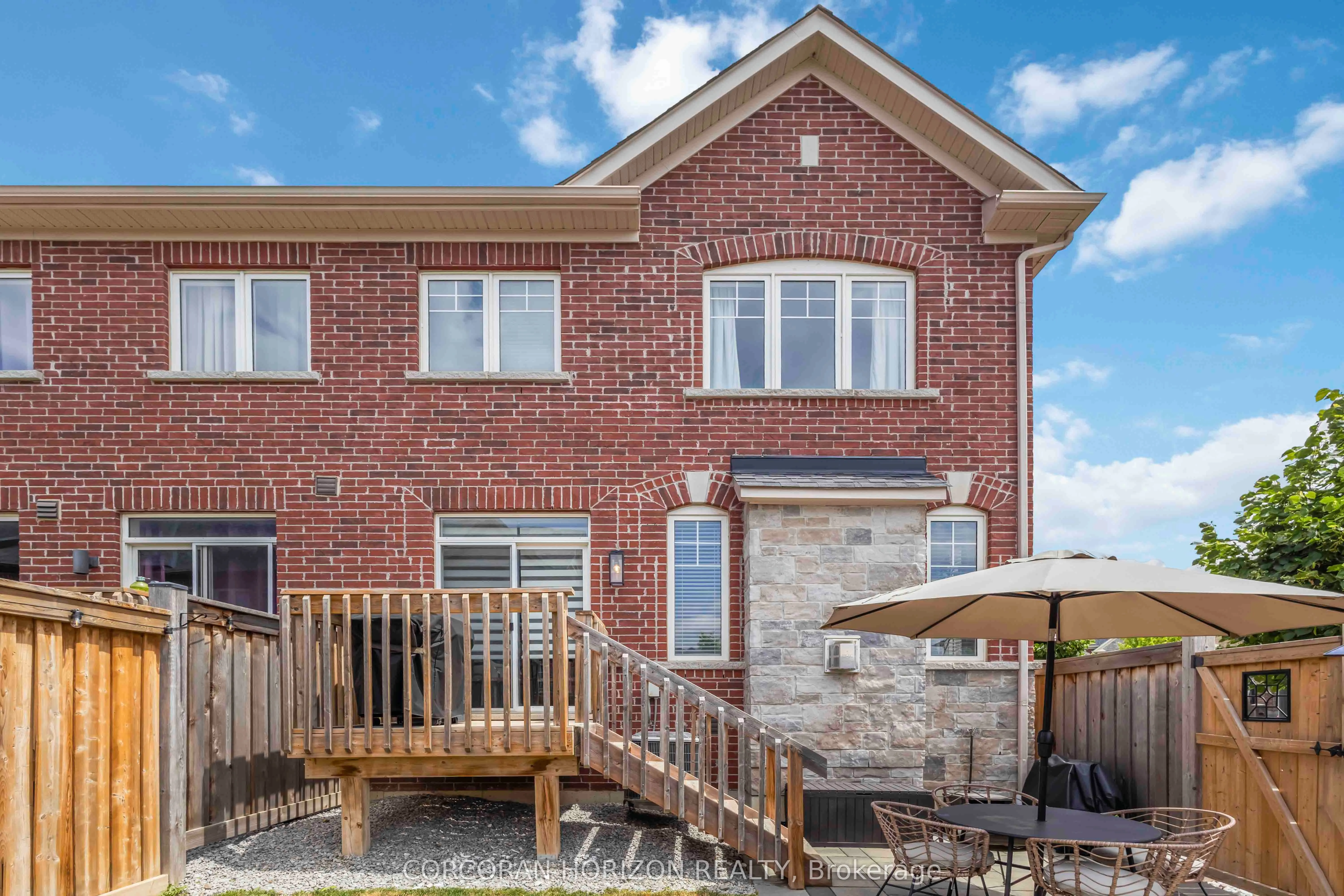 81 Dundonald Trail