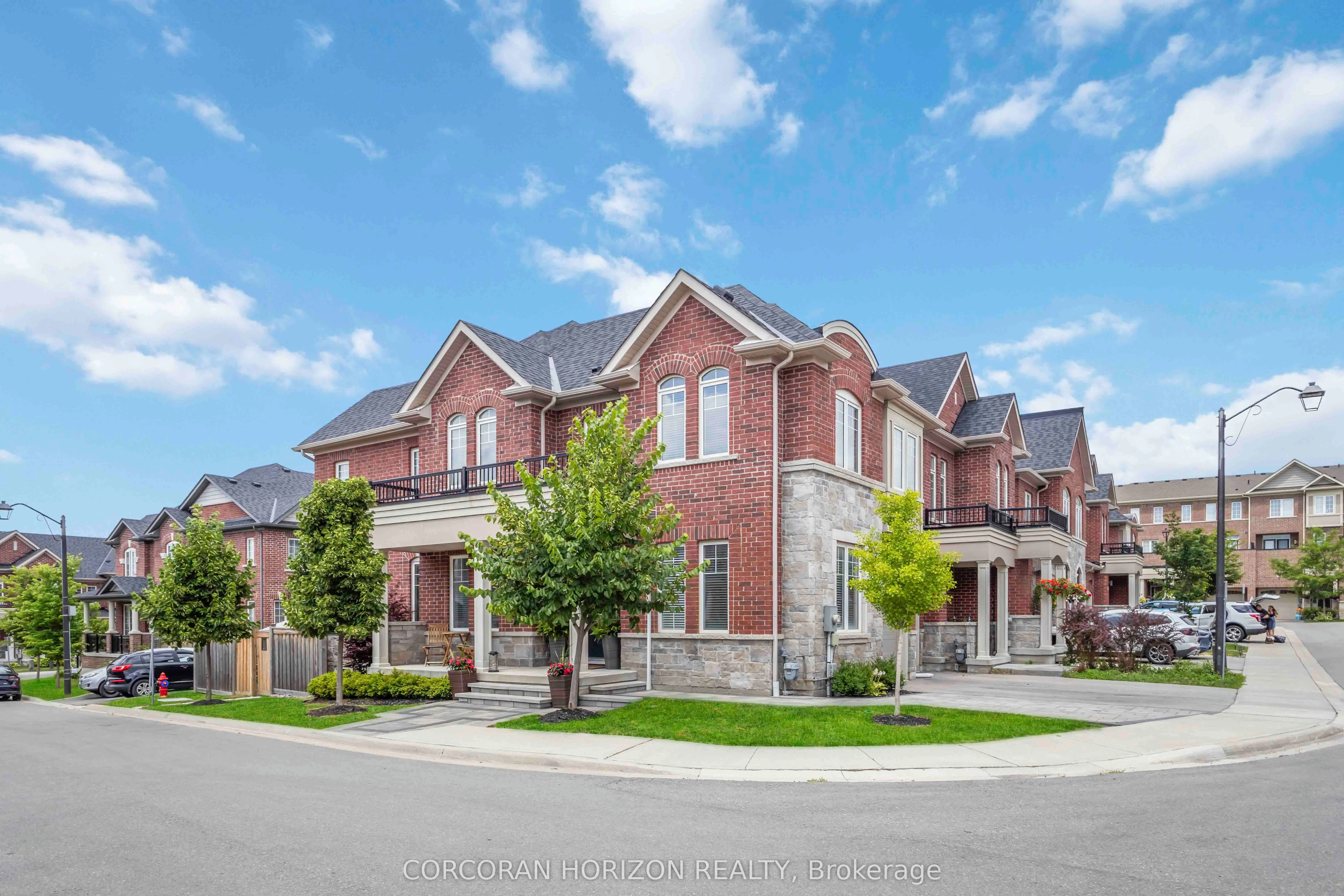 81 Dundonald Trail