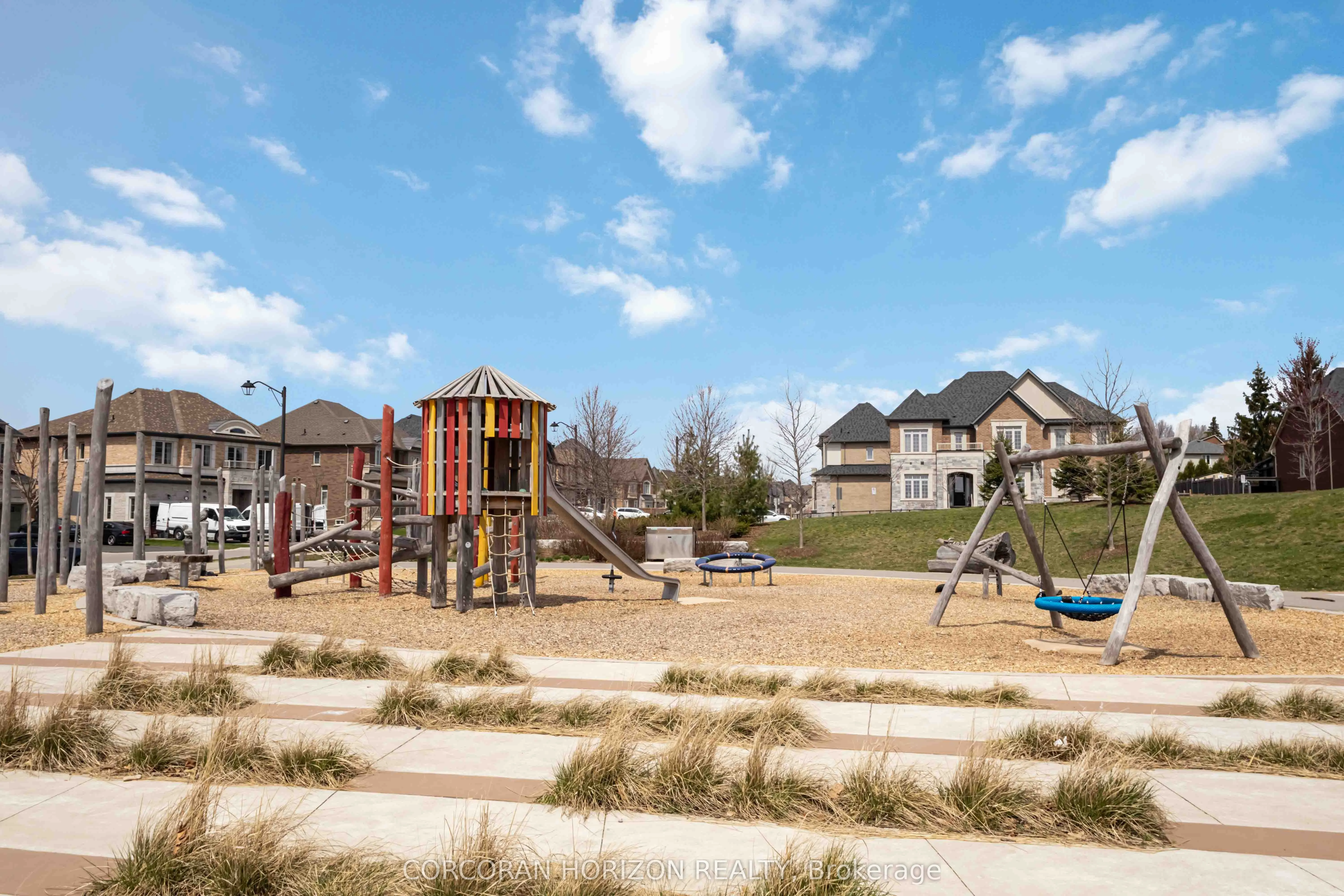81 Dundonald Trail