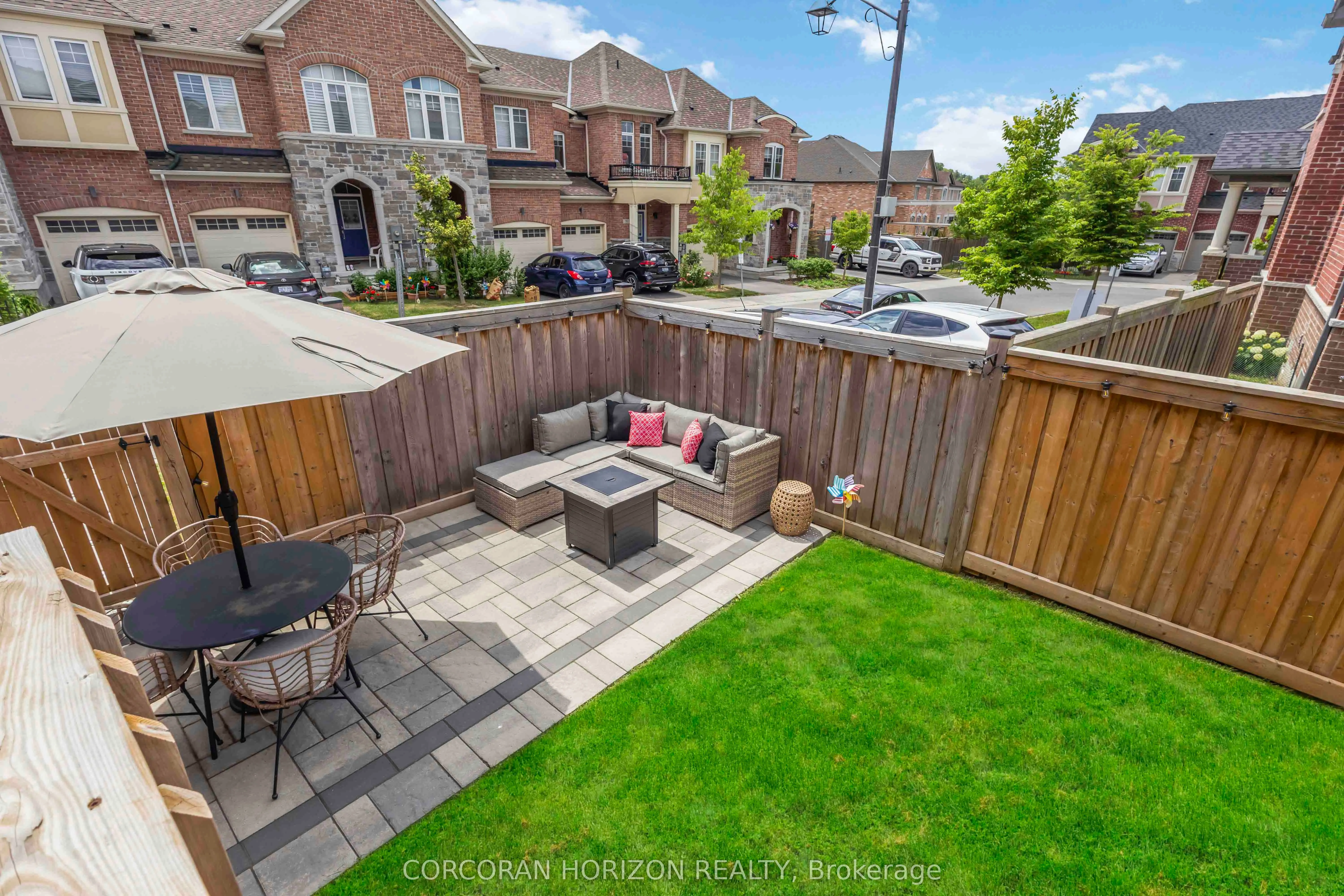 81 Dundonald Trail