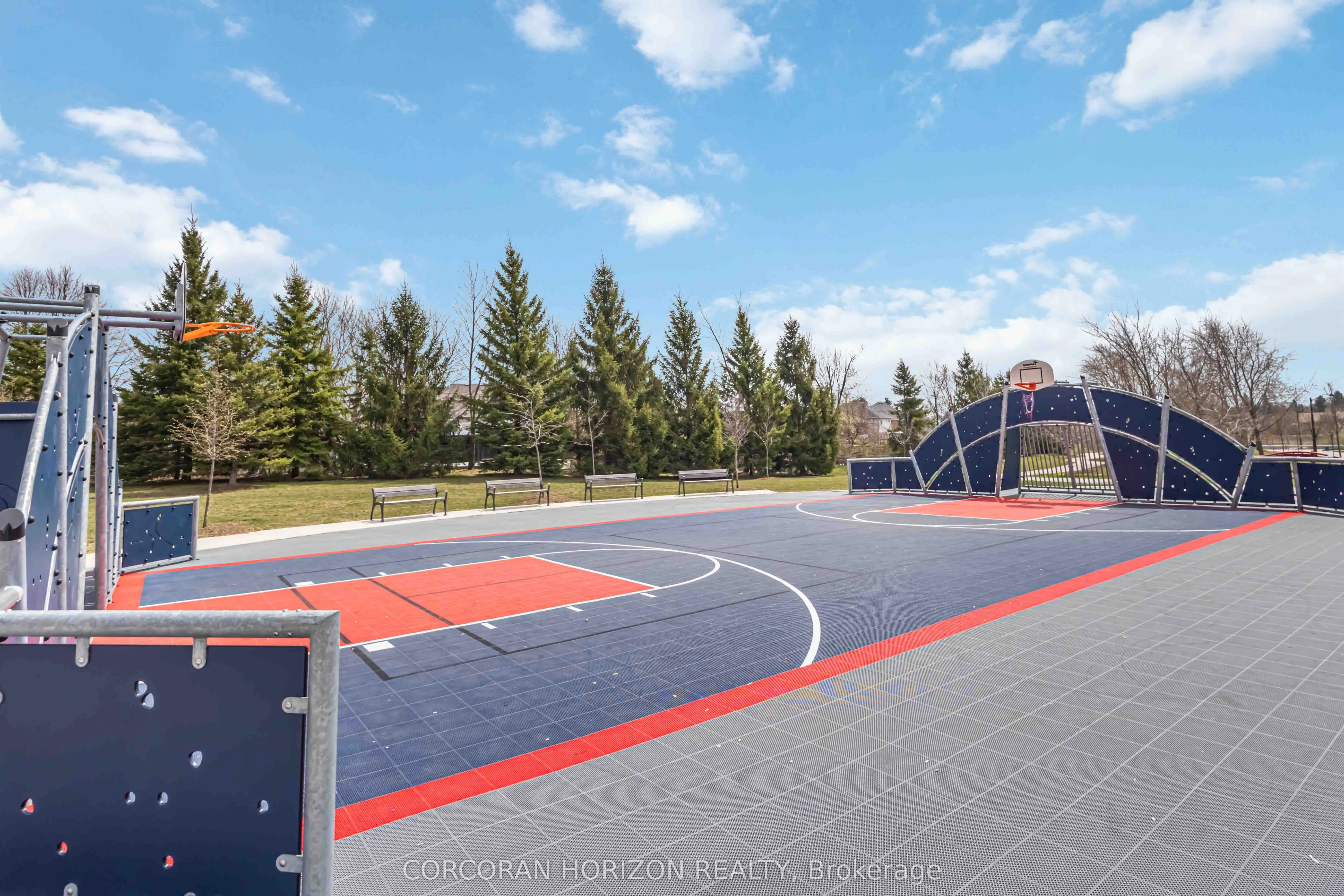 81 Dundonald Trail