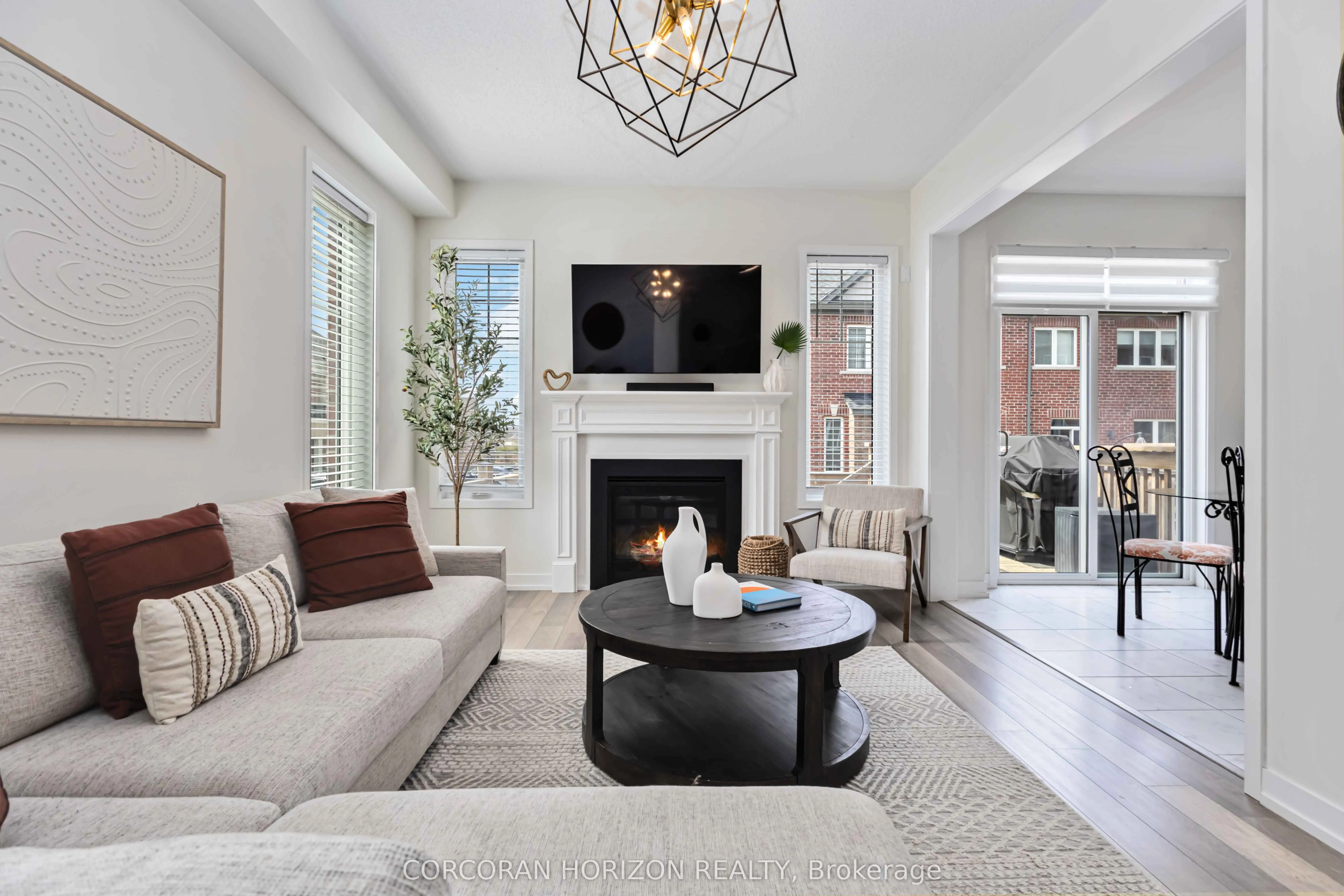 81 Dundonald Trail