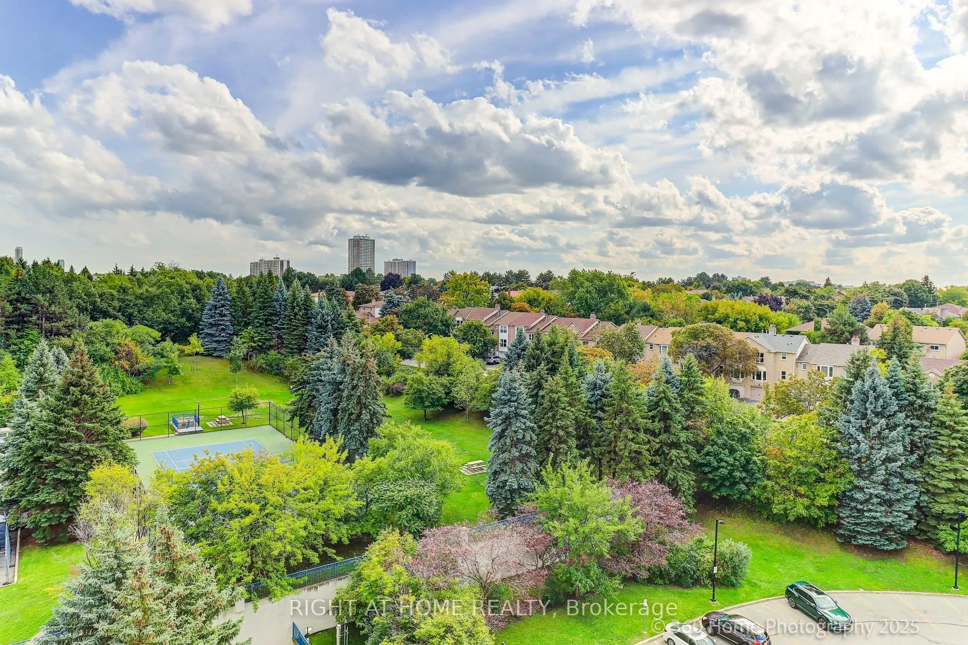 1 Clark Avenue W, #912
