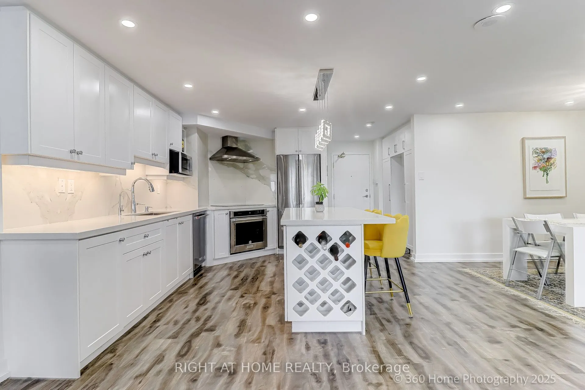 1 Clark Avenue W, #912