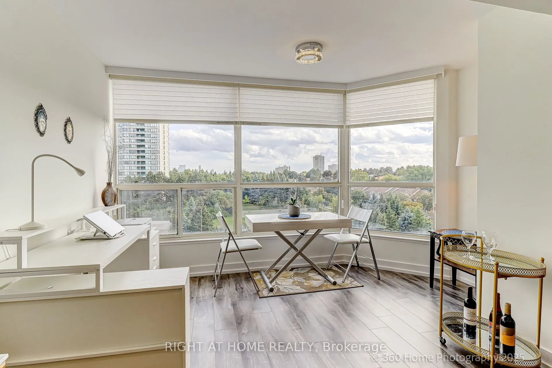 1 Clark Avenue W, #912