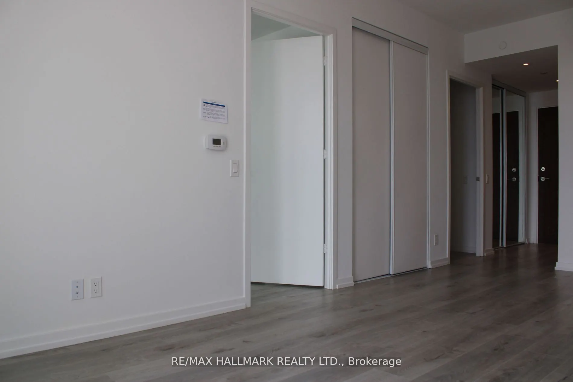 1000 portage Parkway, #5008